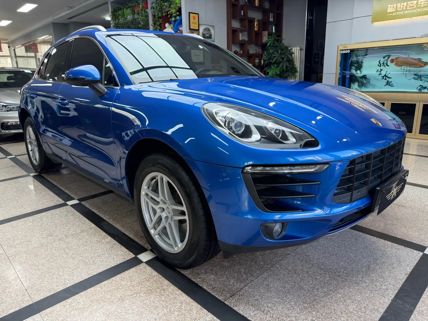 Porsche Macan