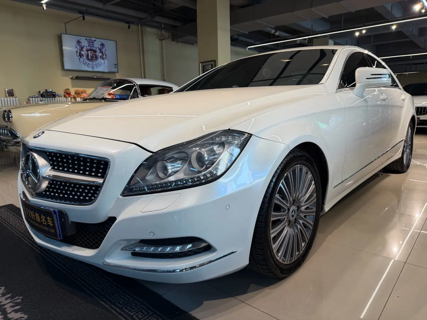 Mercedes-Benz Mercedes Benz CLS  из Китая