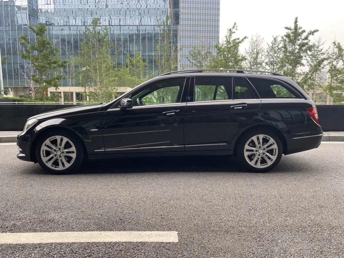 Mercedes-Benz C-Class (imported)