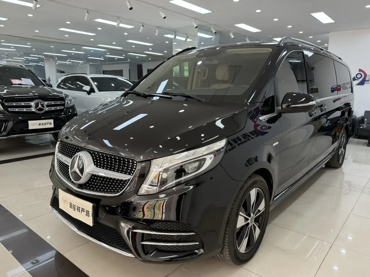 Mercedes-Benz Mercedes Benz V Class  из Китая