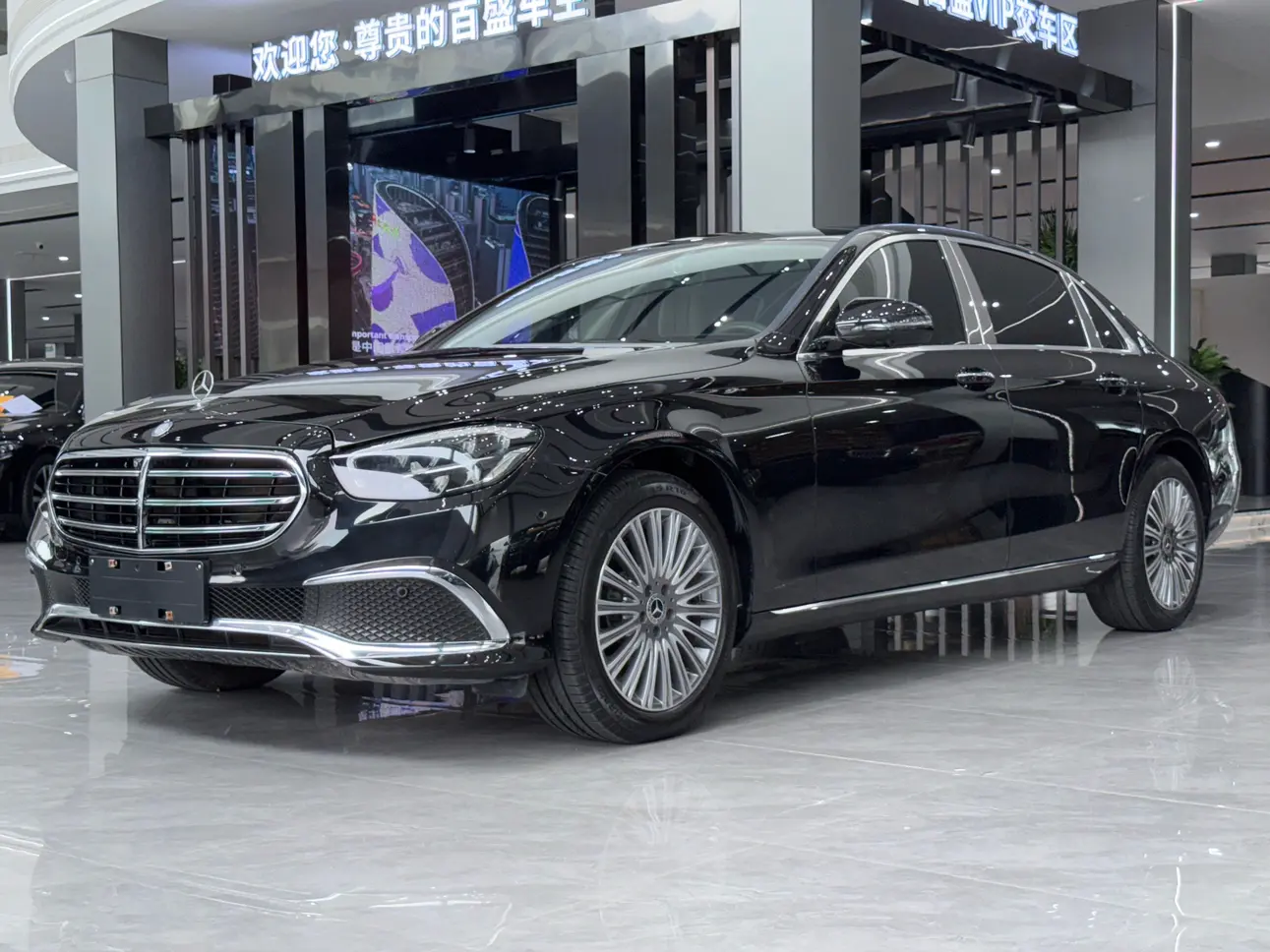 Mercedes-Benz E-Class  из Китая