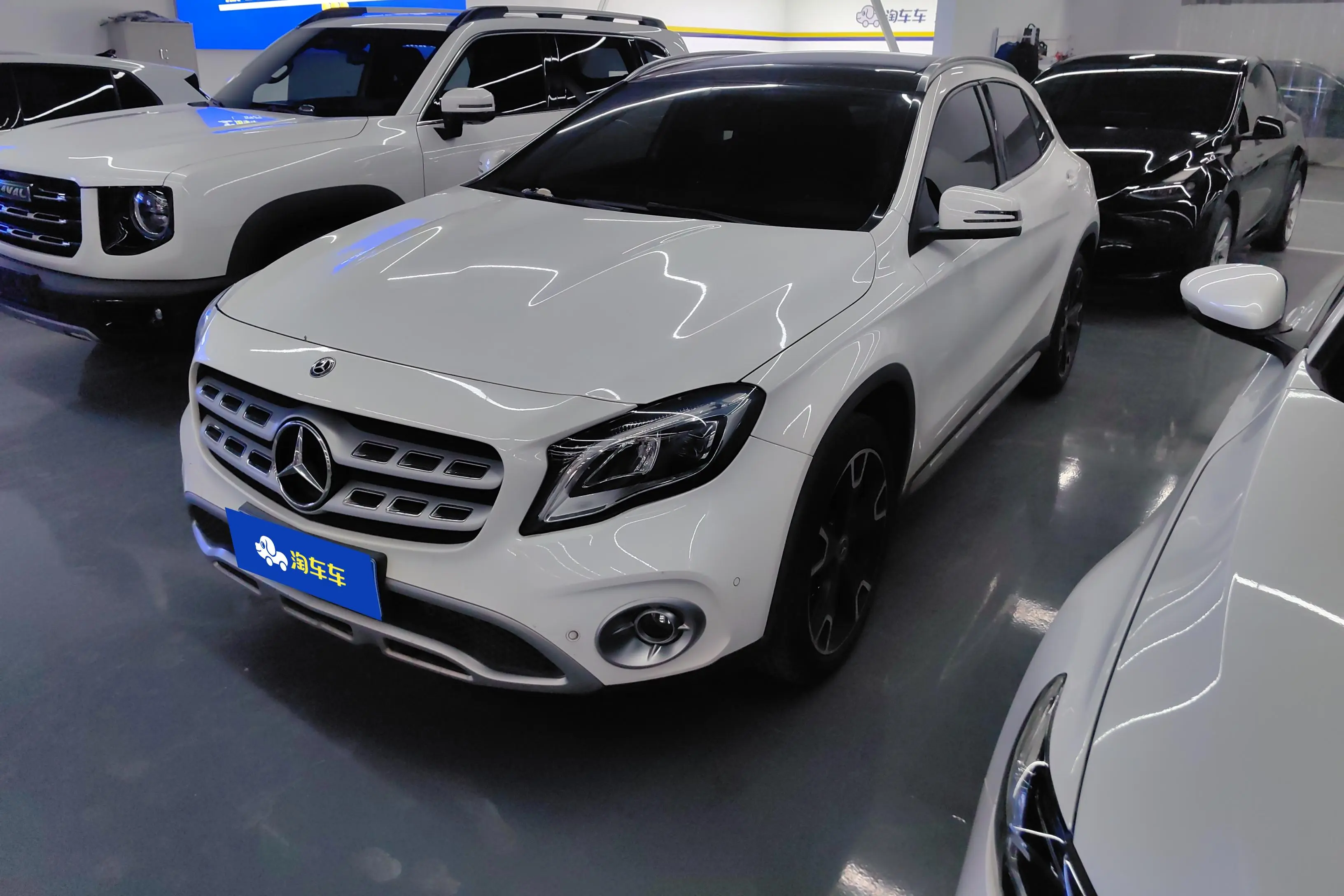 Mercedes-Benz GLA  из Китая