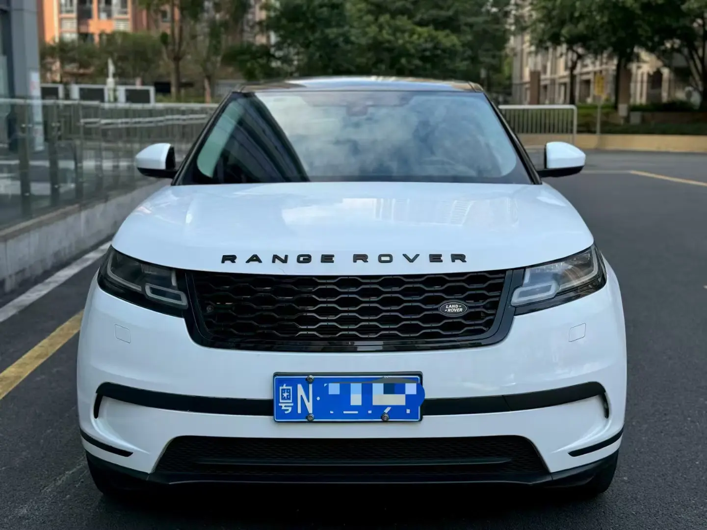 Land Rover Range Rover Velar