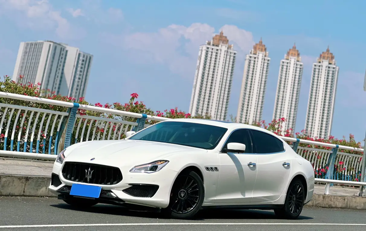 Maserati President