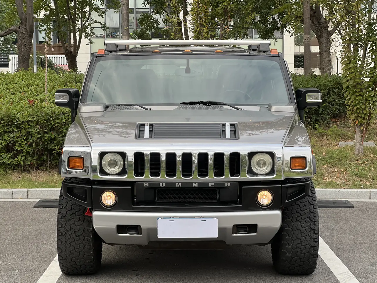 Hummer H2