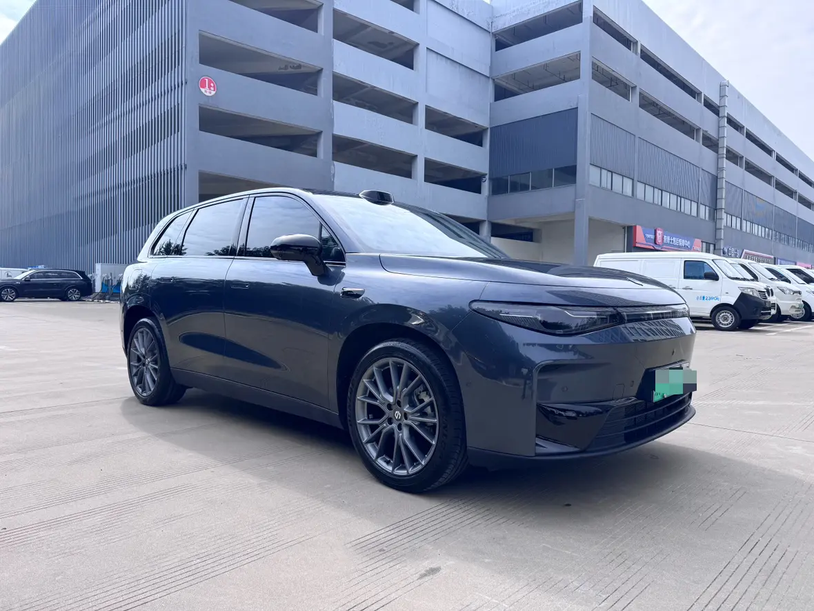 Leapmotor Zero running C10