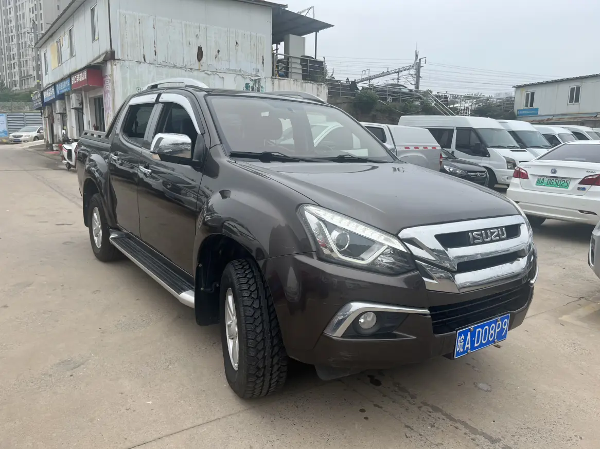 Isuzu D-MAX