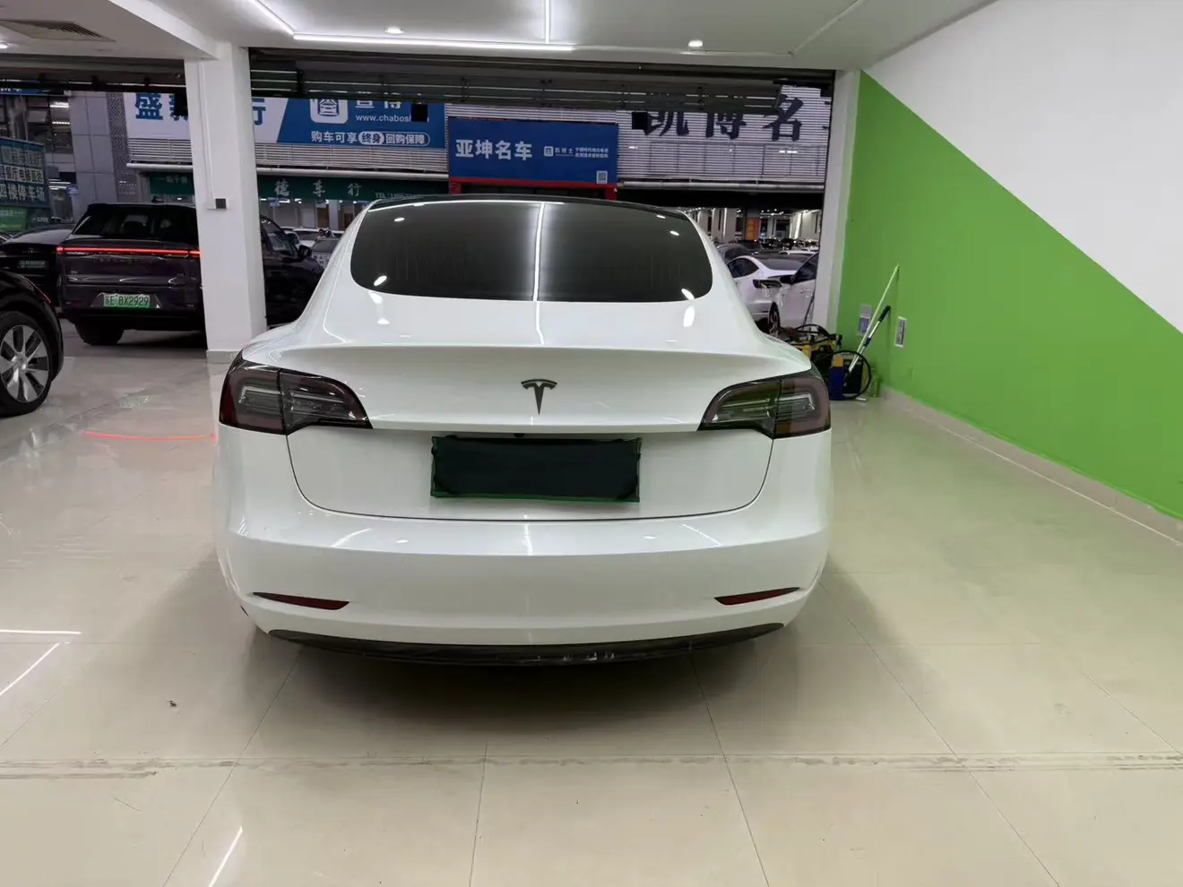 Tesla Model 3 (imported)