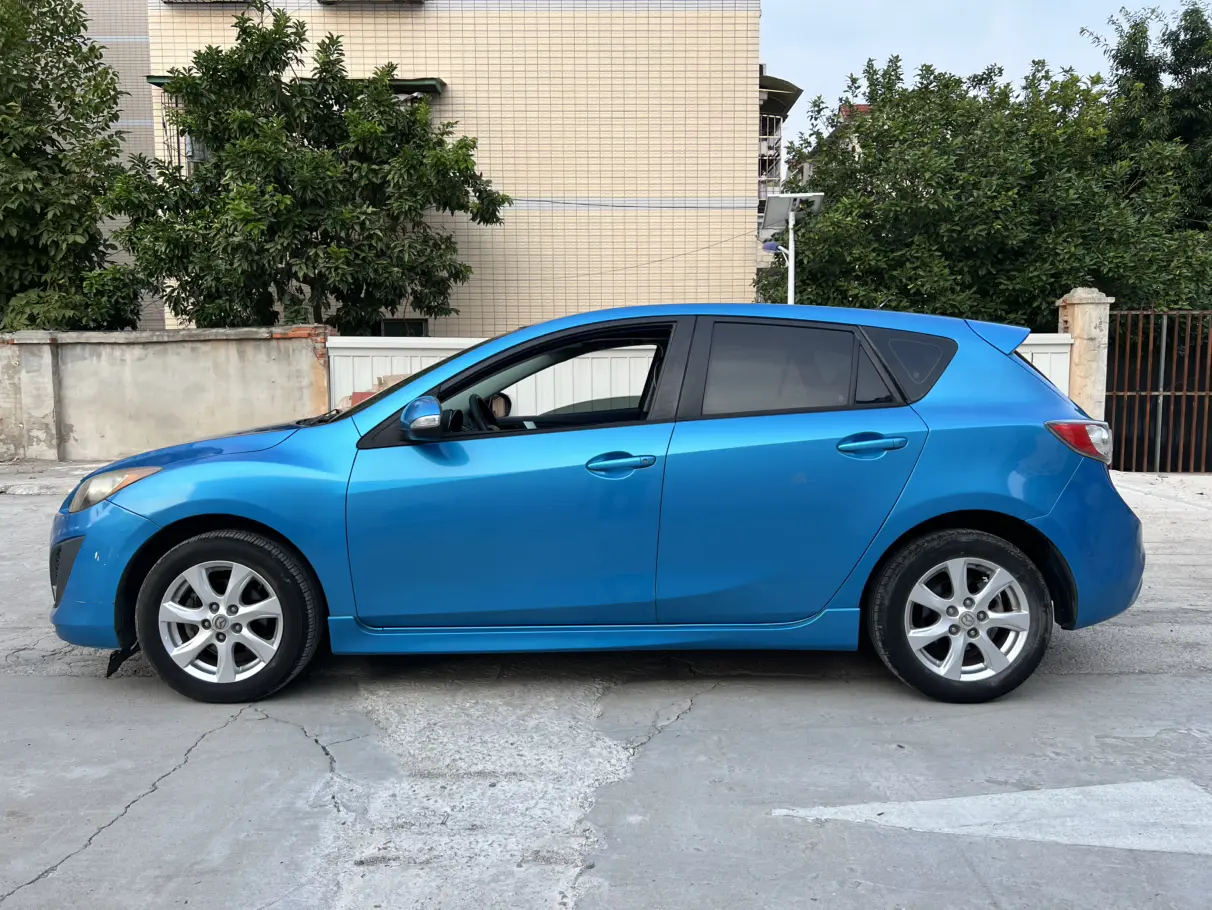 Mazda 3 star
