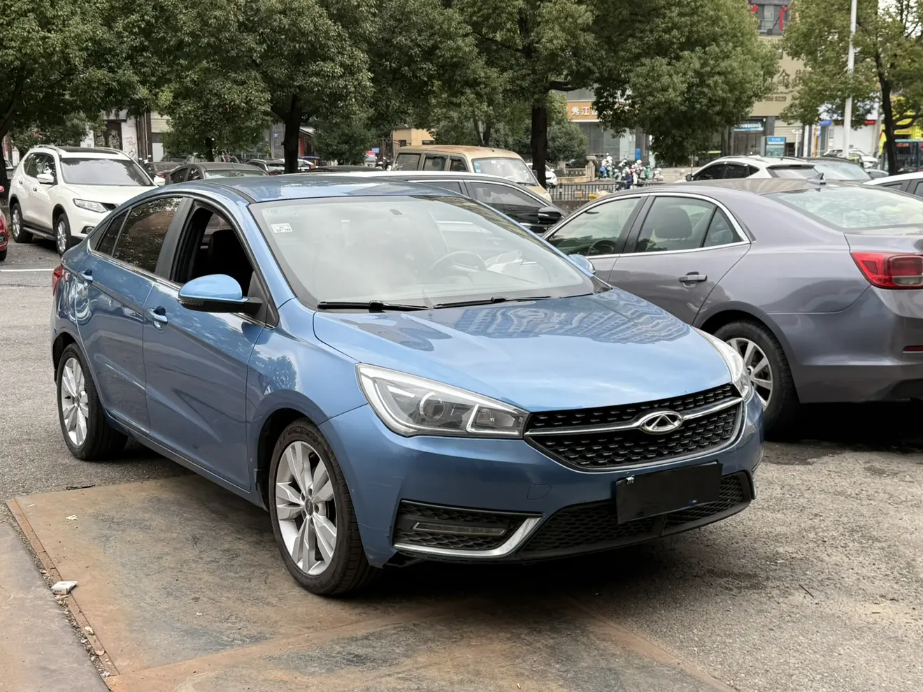 Chery Arrizo 5