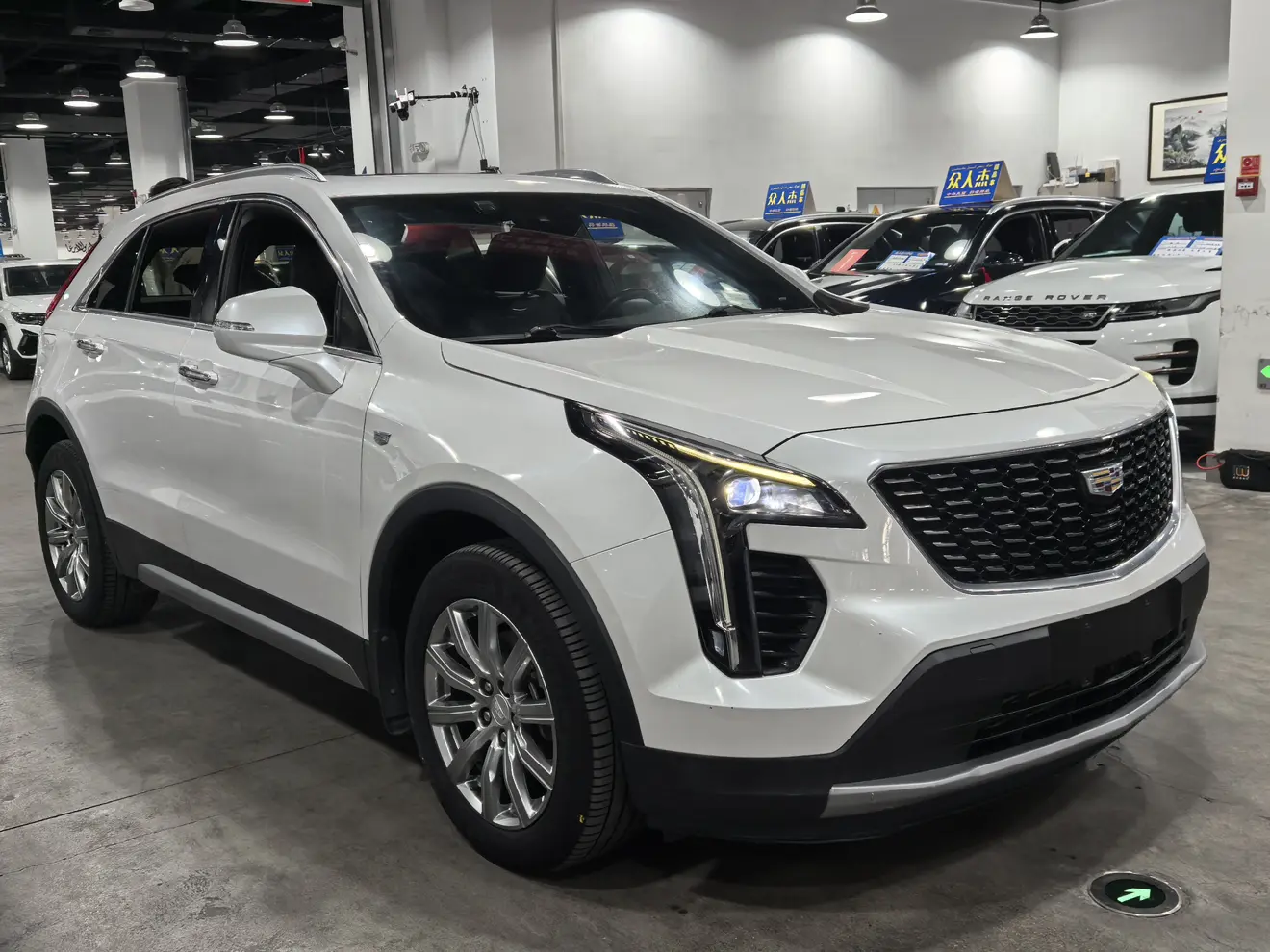 Cadillac XT4