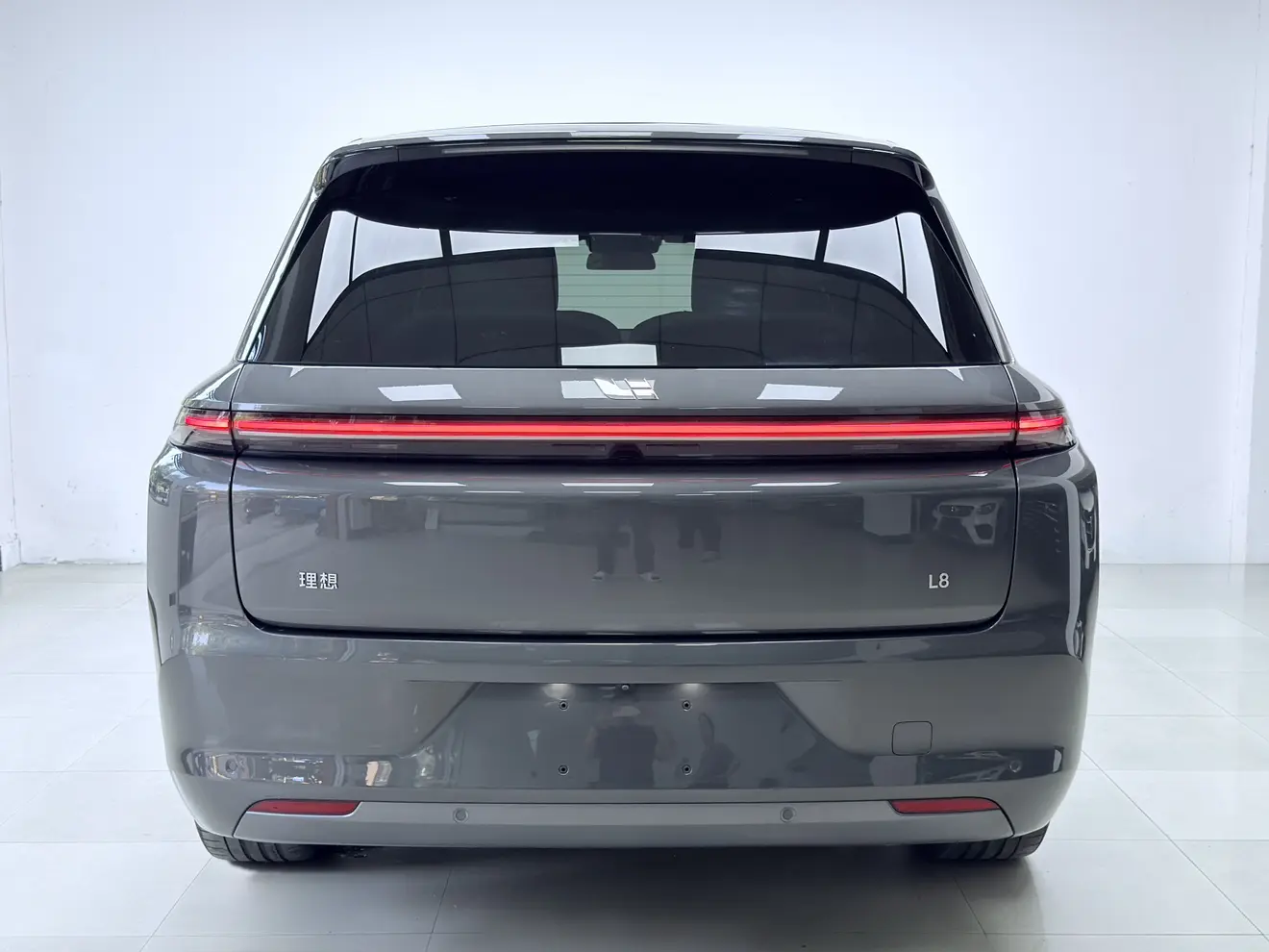 Lixiang L8