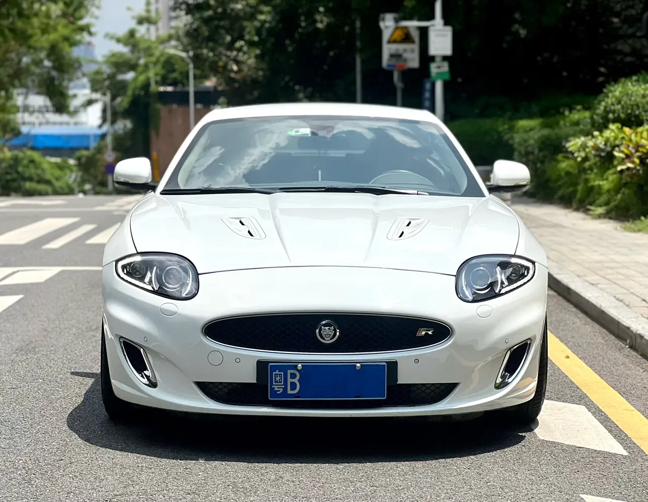 Jaguar XK