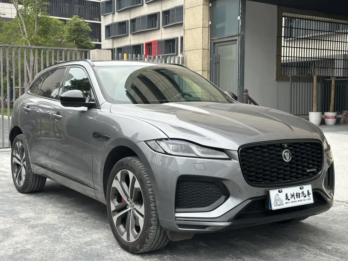 Jaguar F-PACE