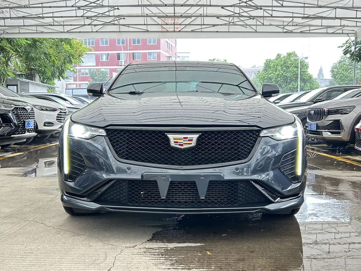 Cadillac CT4