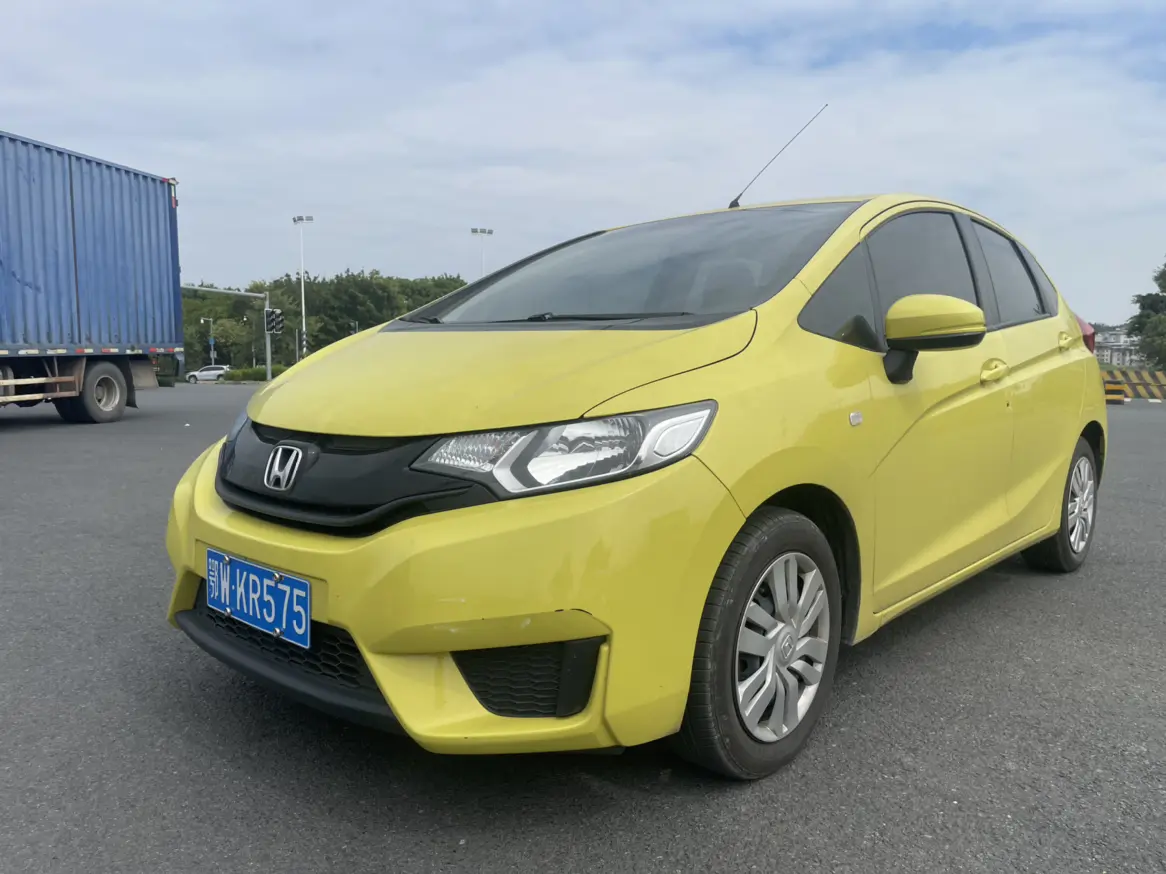 Honda Fit  из Китая