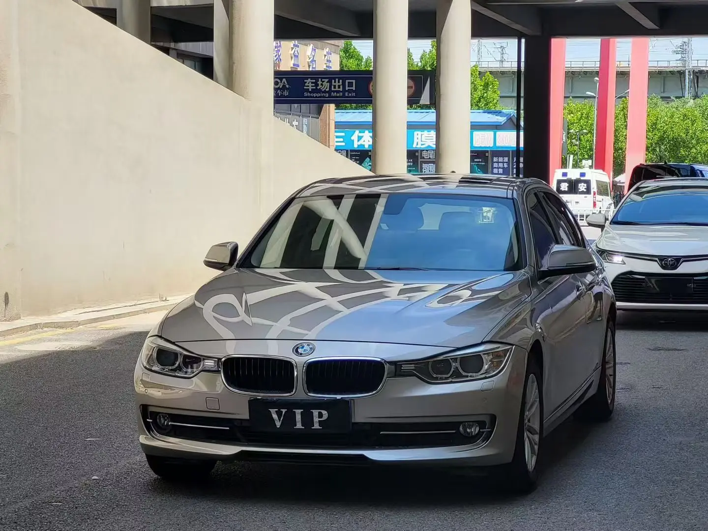 BMW 3 Series  из Китая