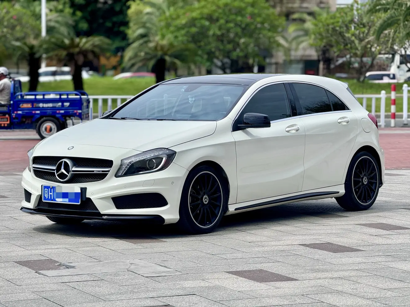 Mercedes-Benz A-Class (imported)  из Китая