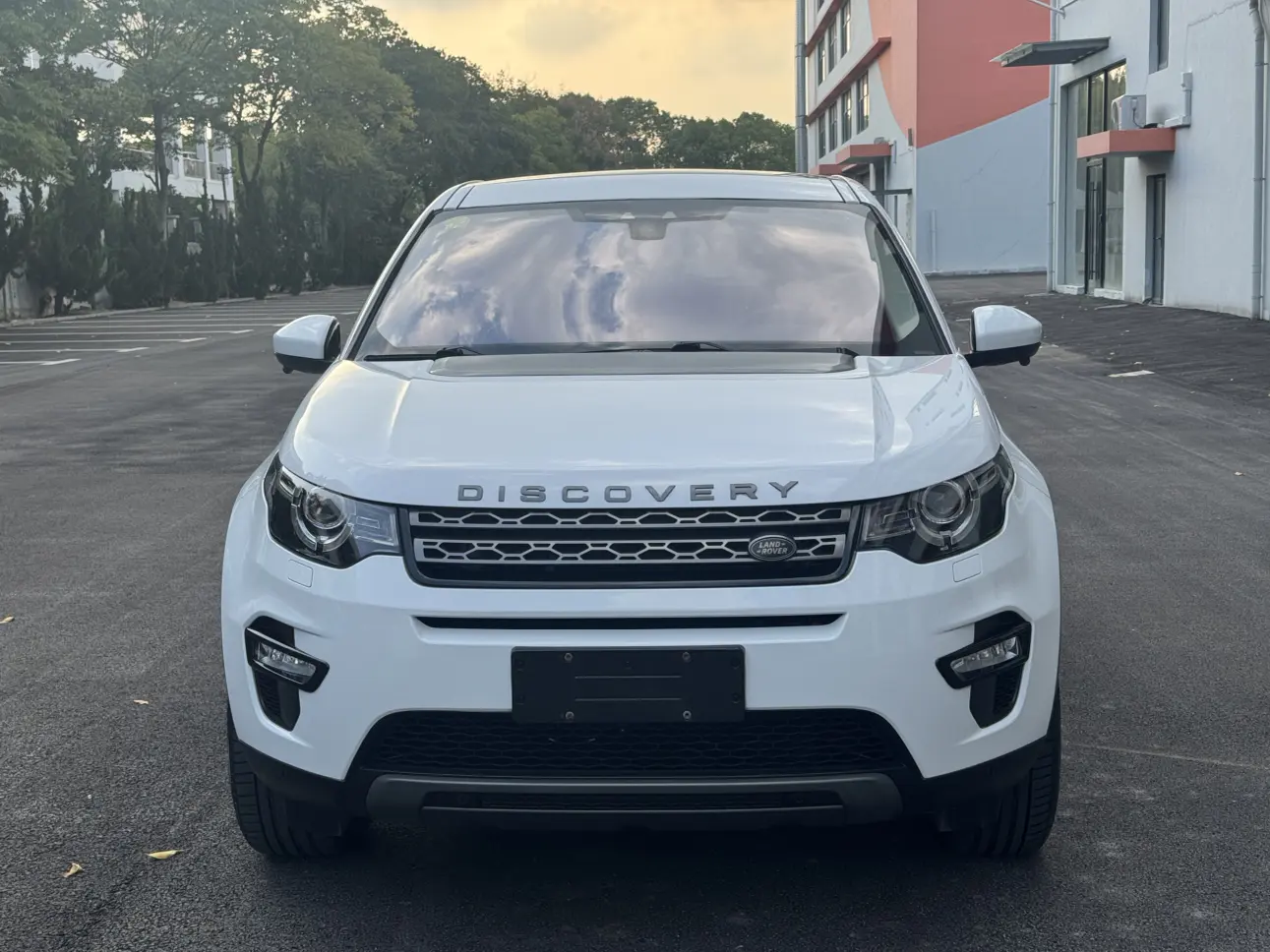 Land Rover Discover the magic