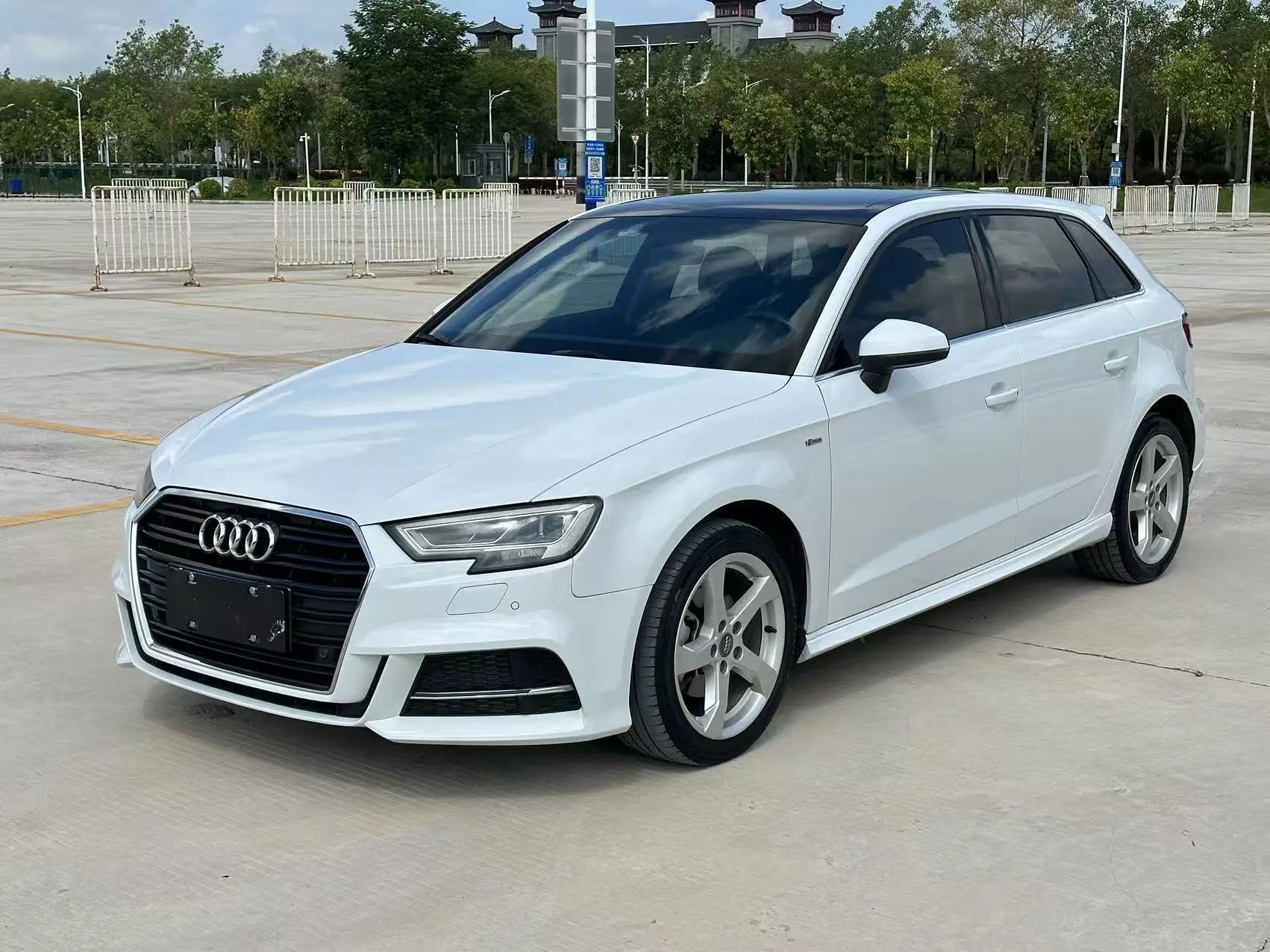 Audi A3  из Китая