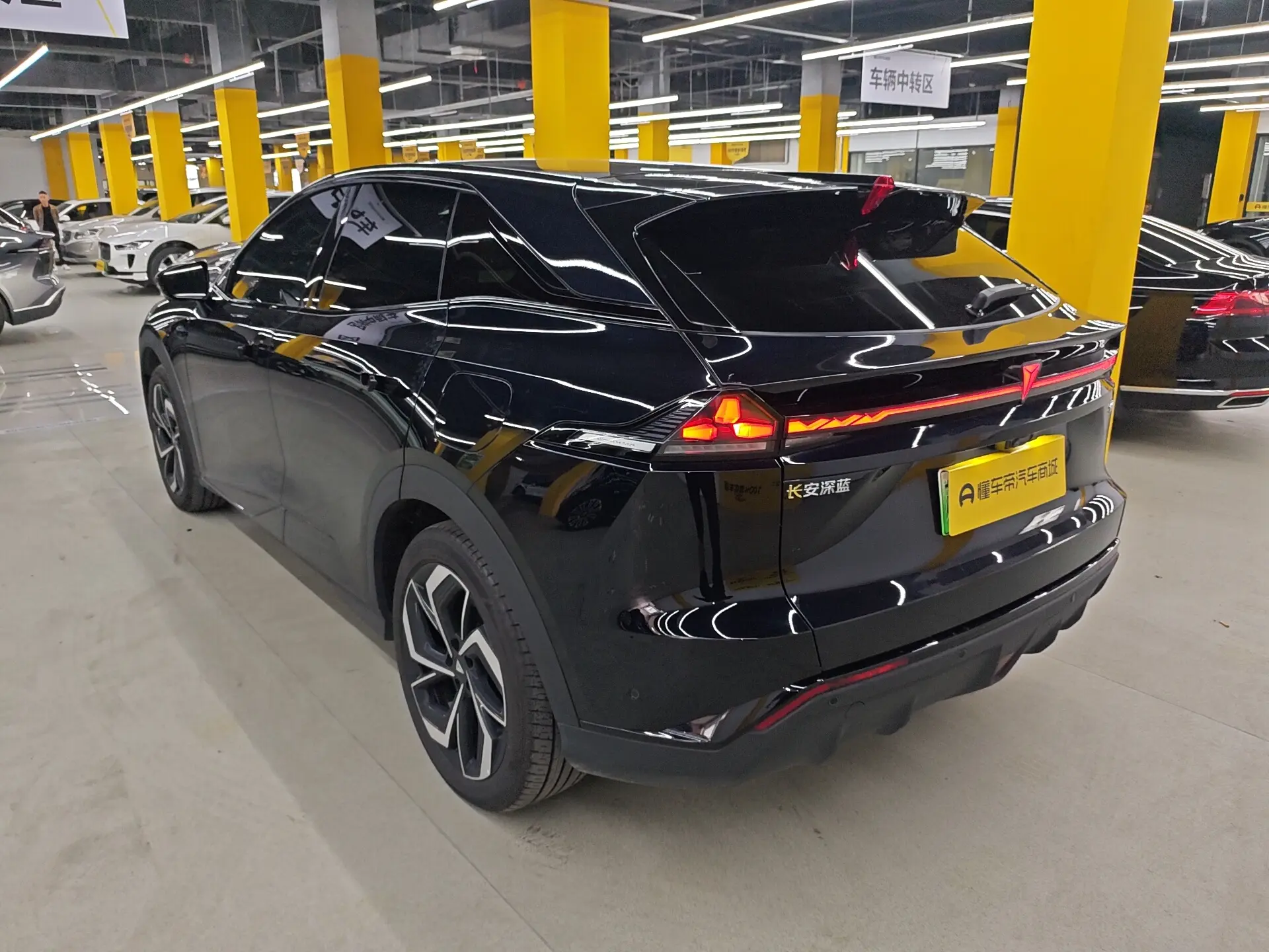 Deepal Dark blue S07