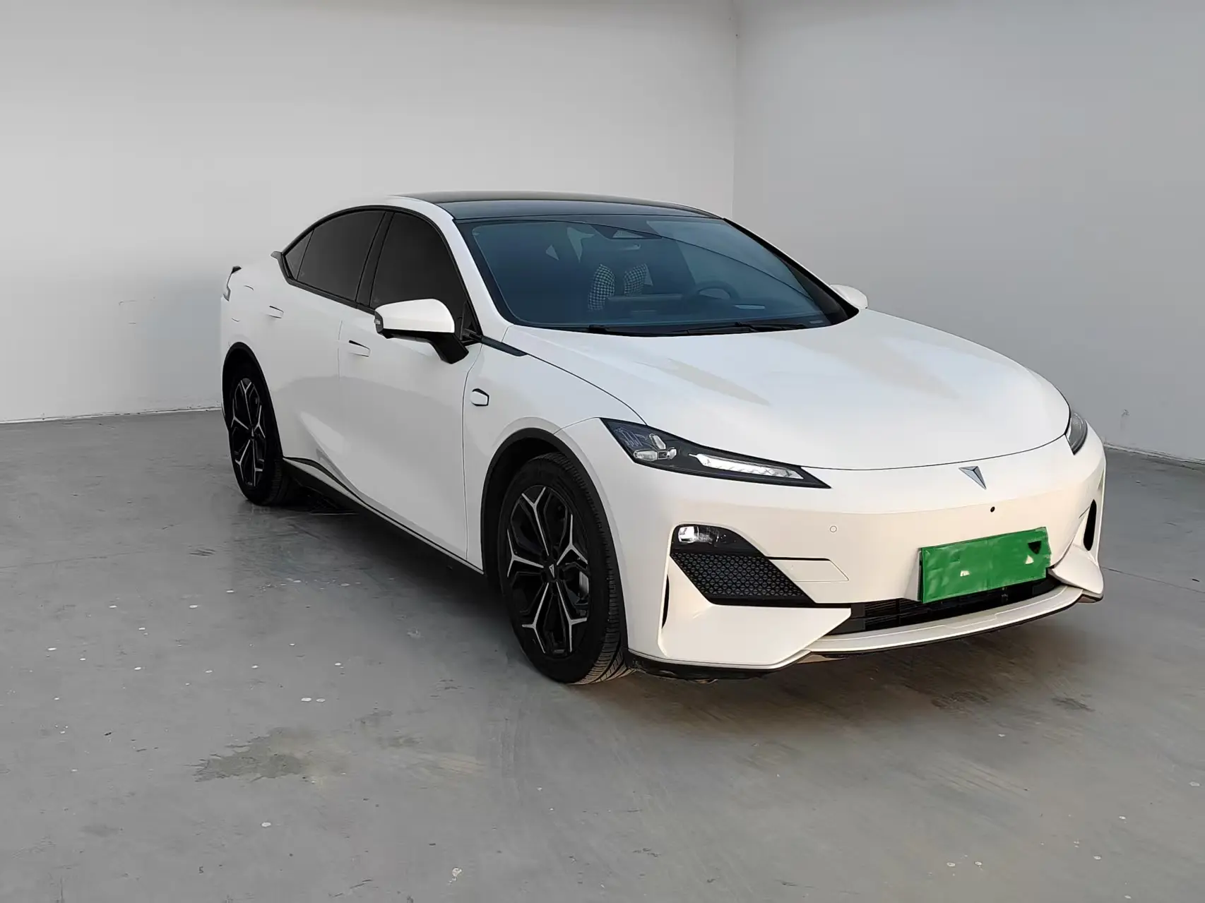 Deepal Dark blue SL03