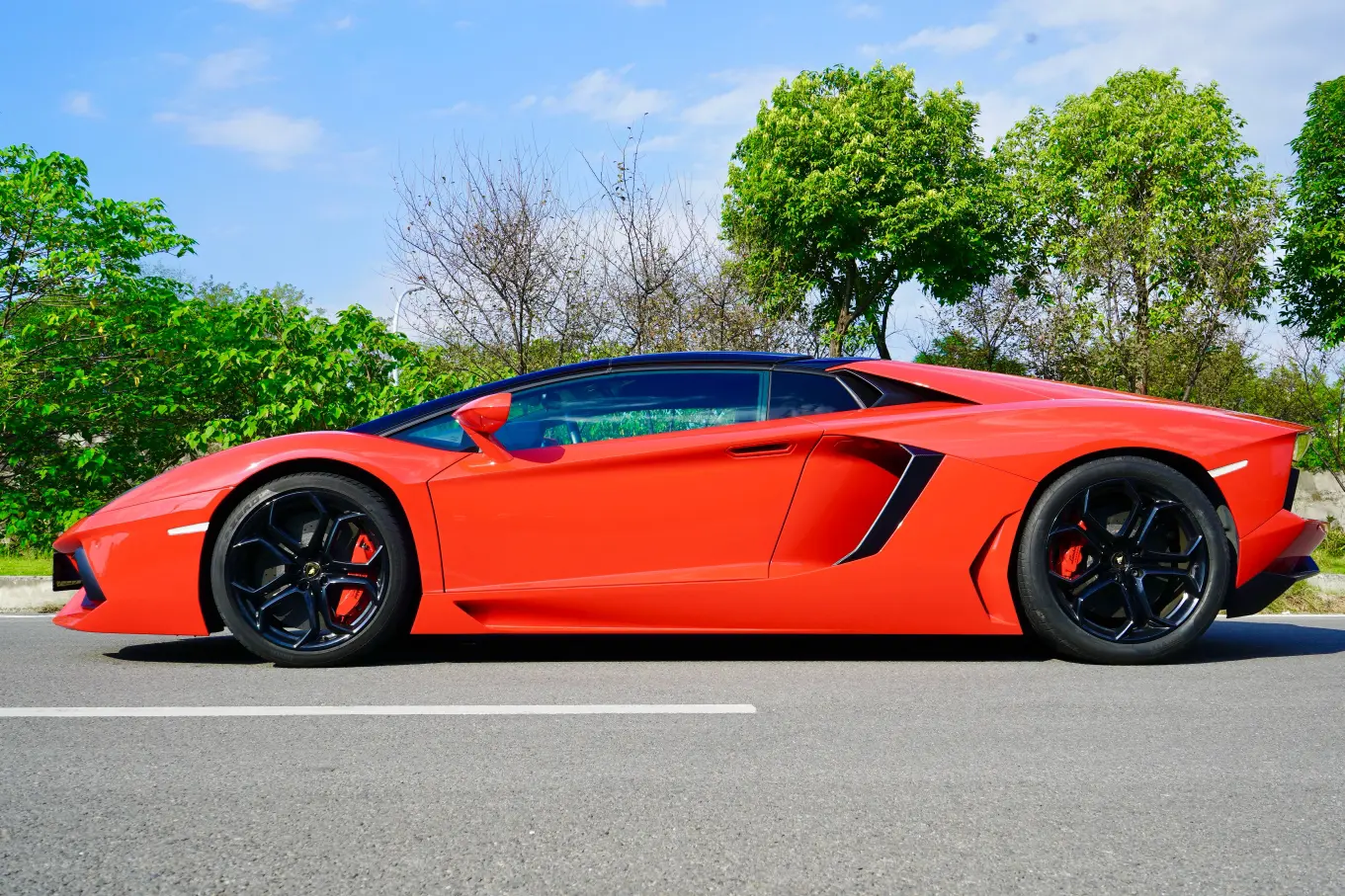 Lamborghini Aventador