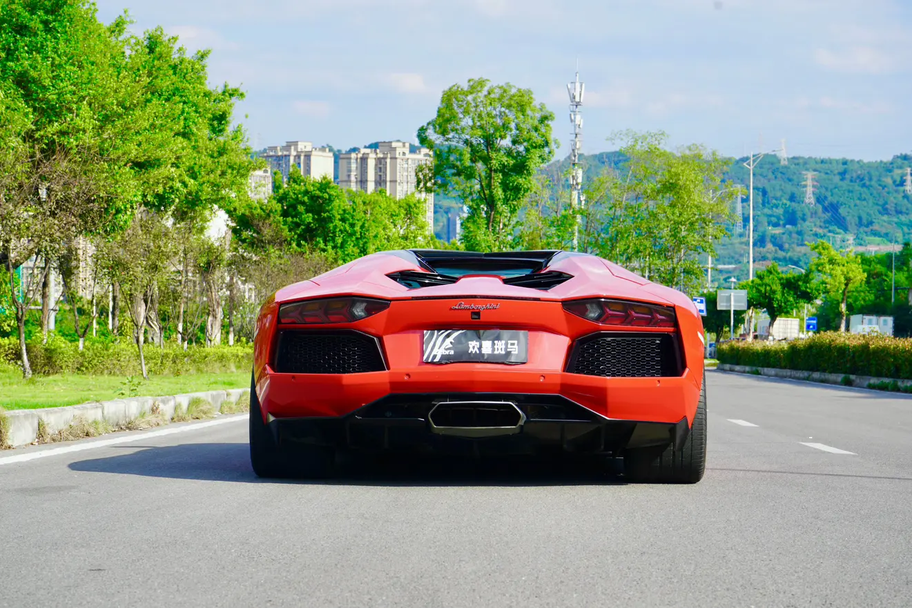 Lamborghini Aventador