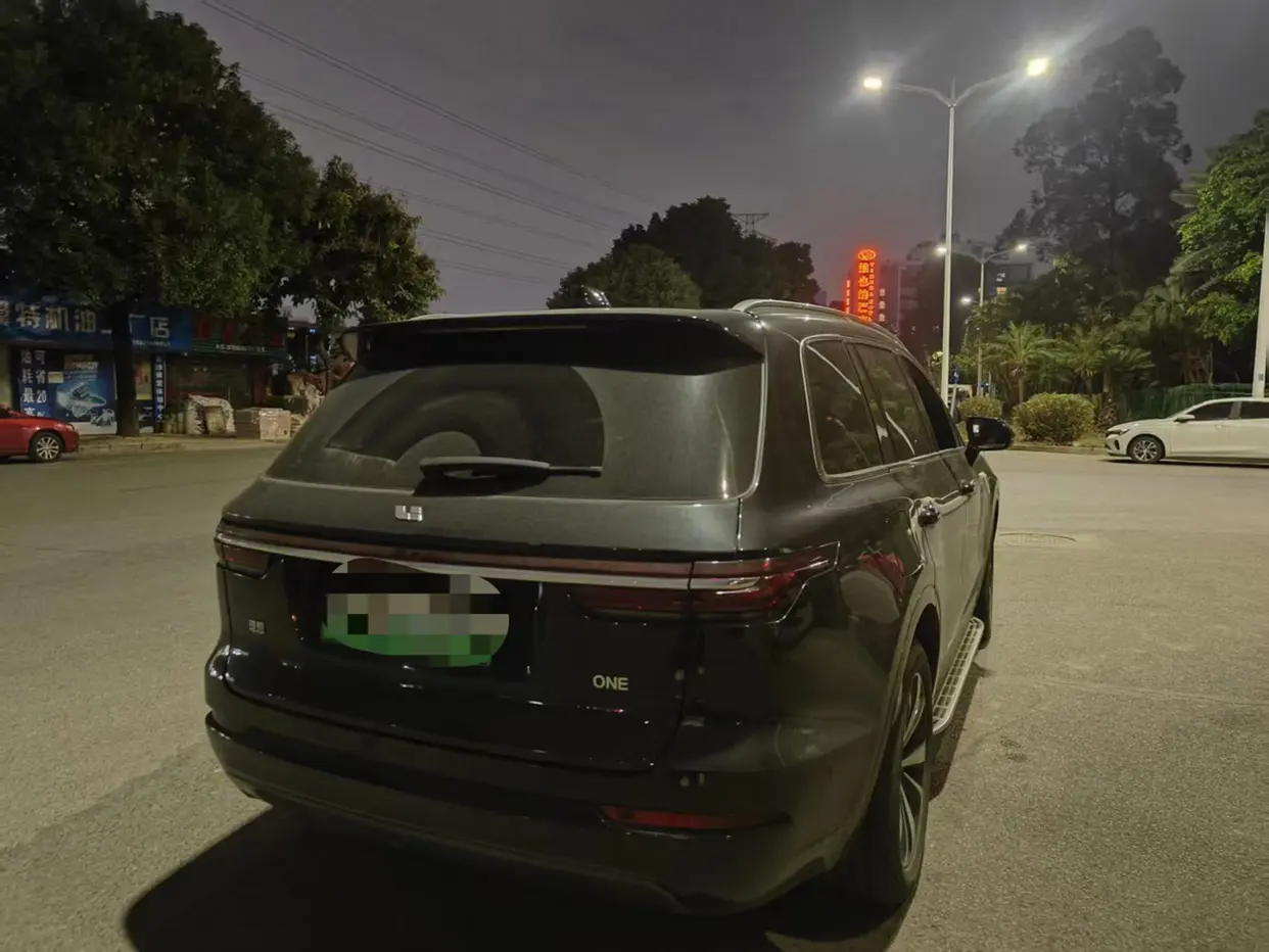 Lixiang ONE