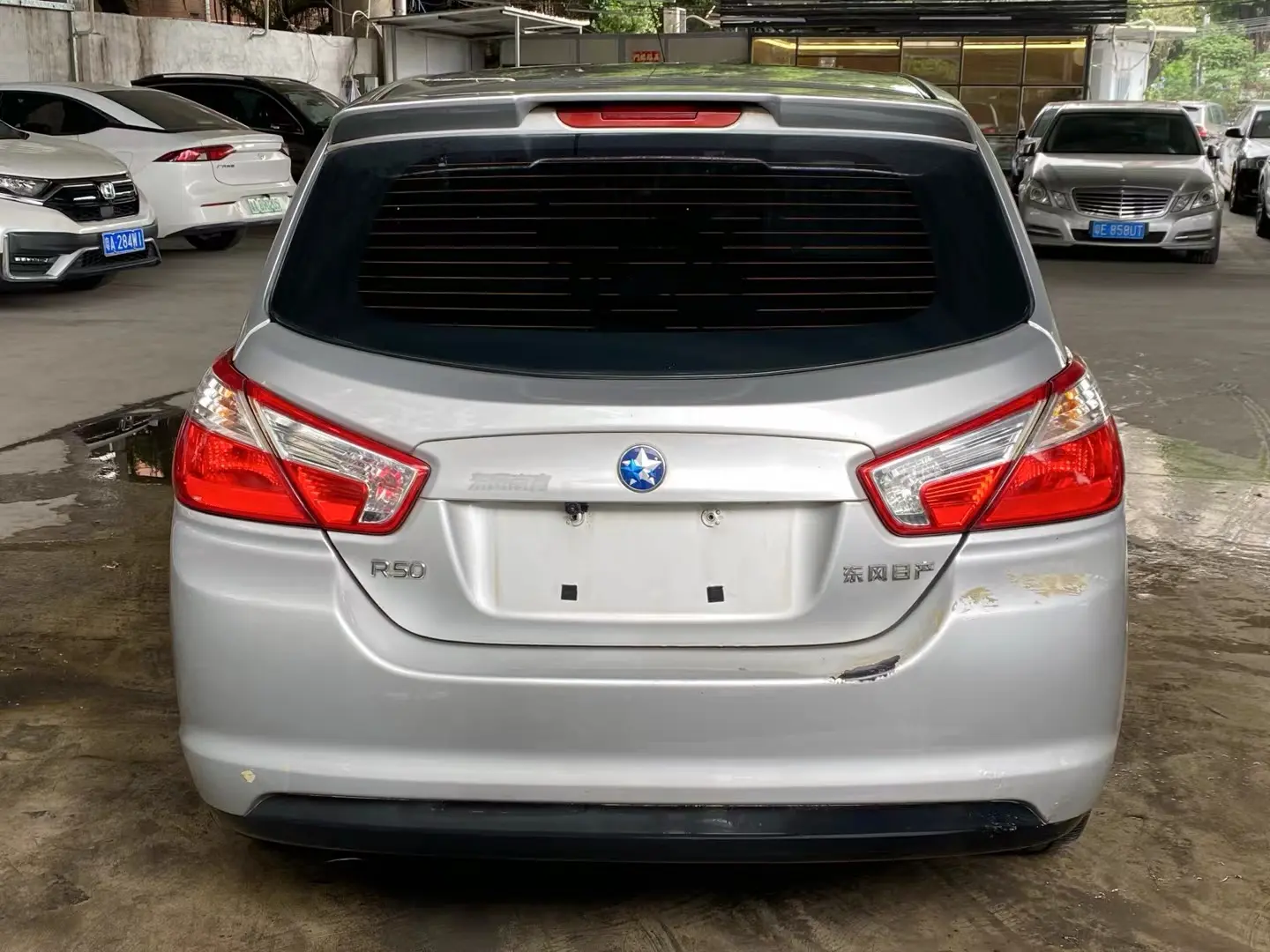 Kai Chen Venucia R50