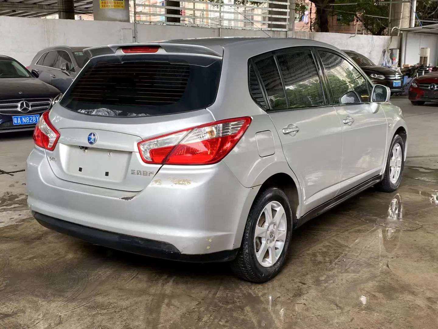 Kai Chen Venucia R50