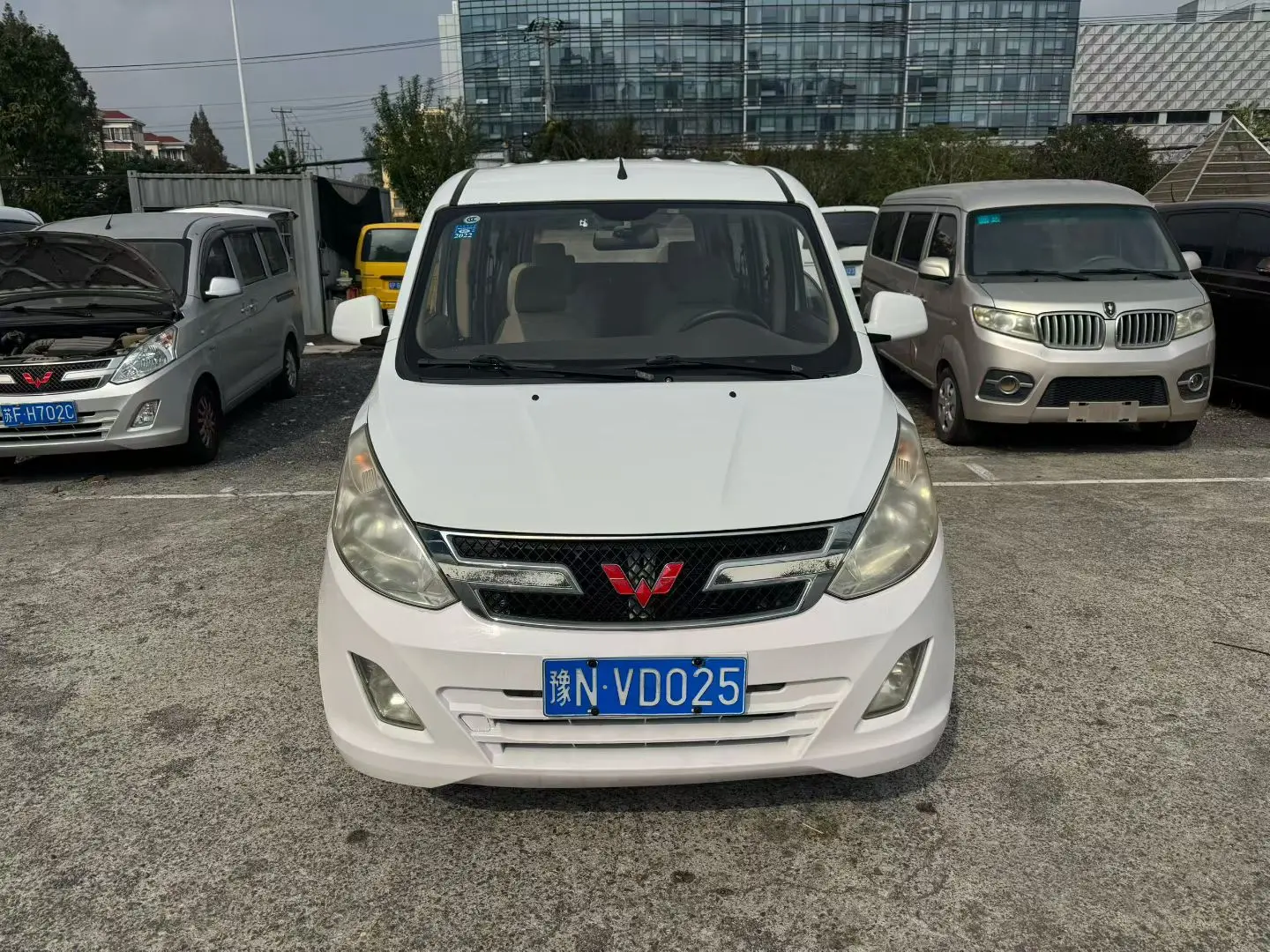 Wuling Rongguang V  из Китая