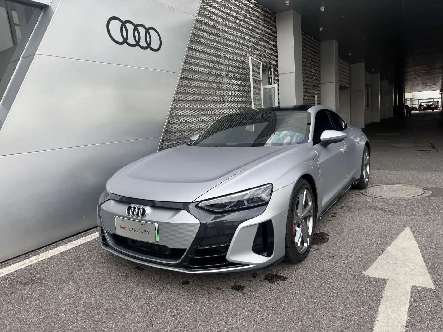 Audi e-tron GT  из Китая