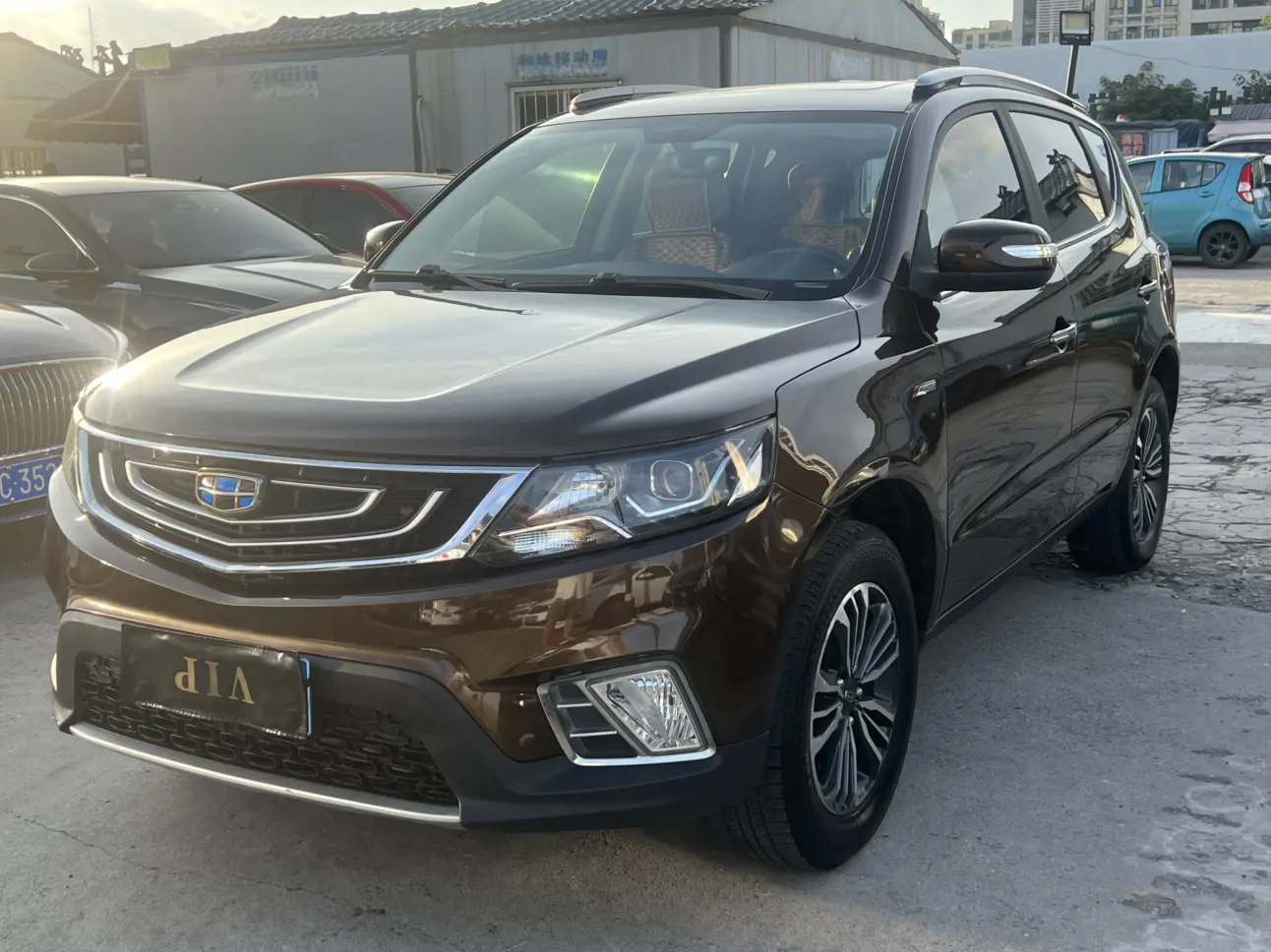 Geely Vision X6