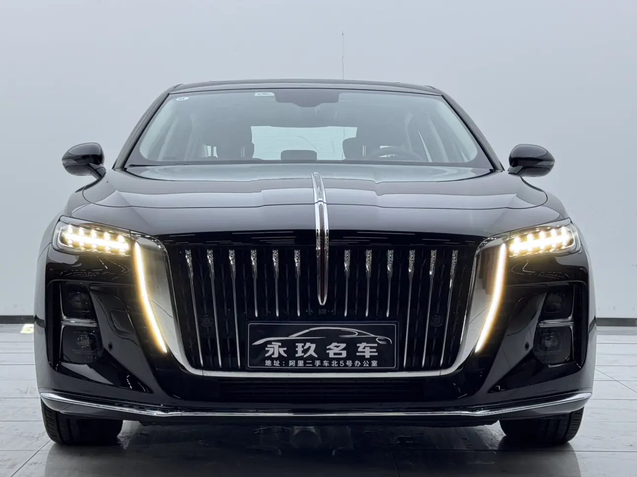 Hongqi H5  из Китая