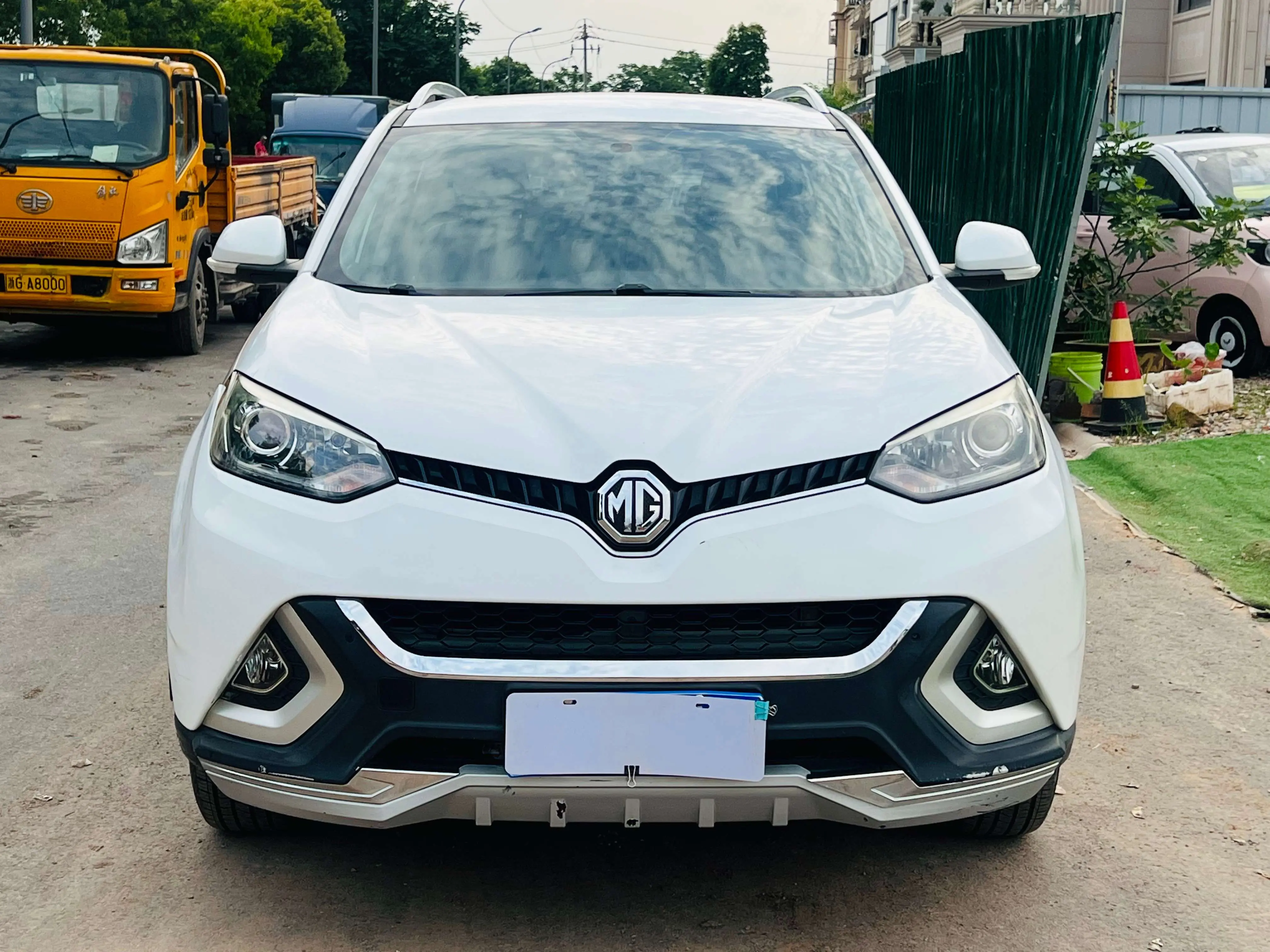 MG Ruiteng  из Китая