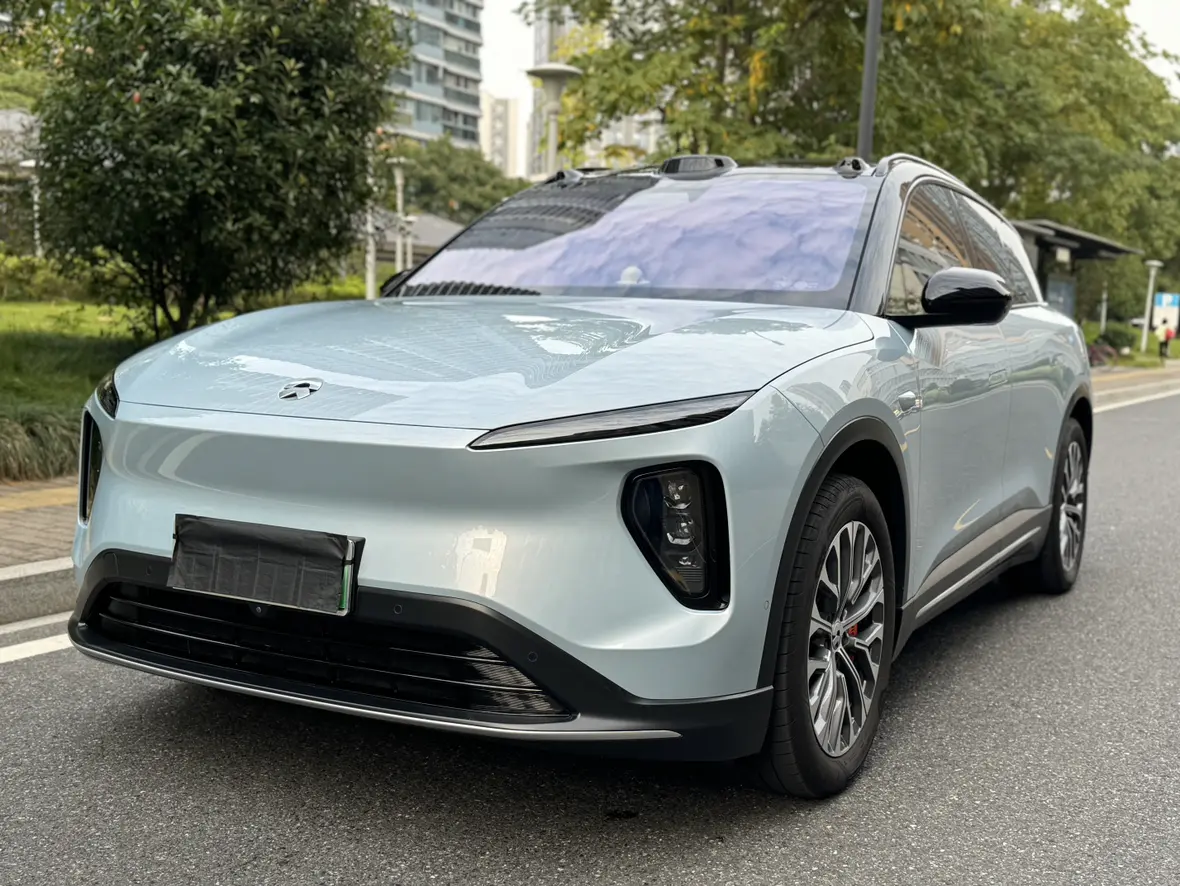 NIO ES6
