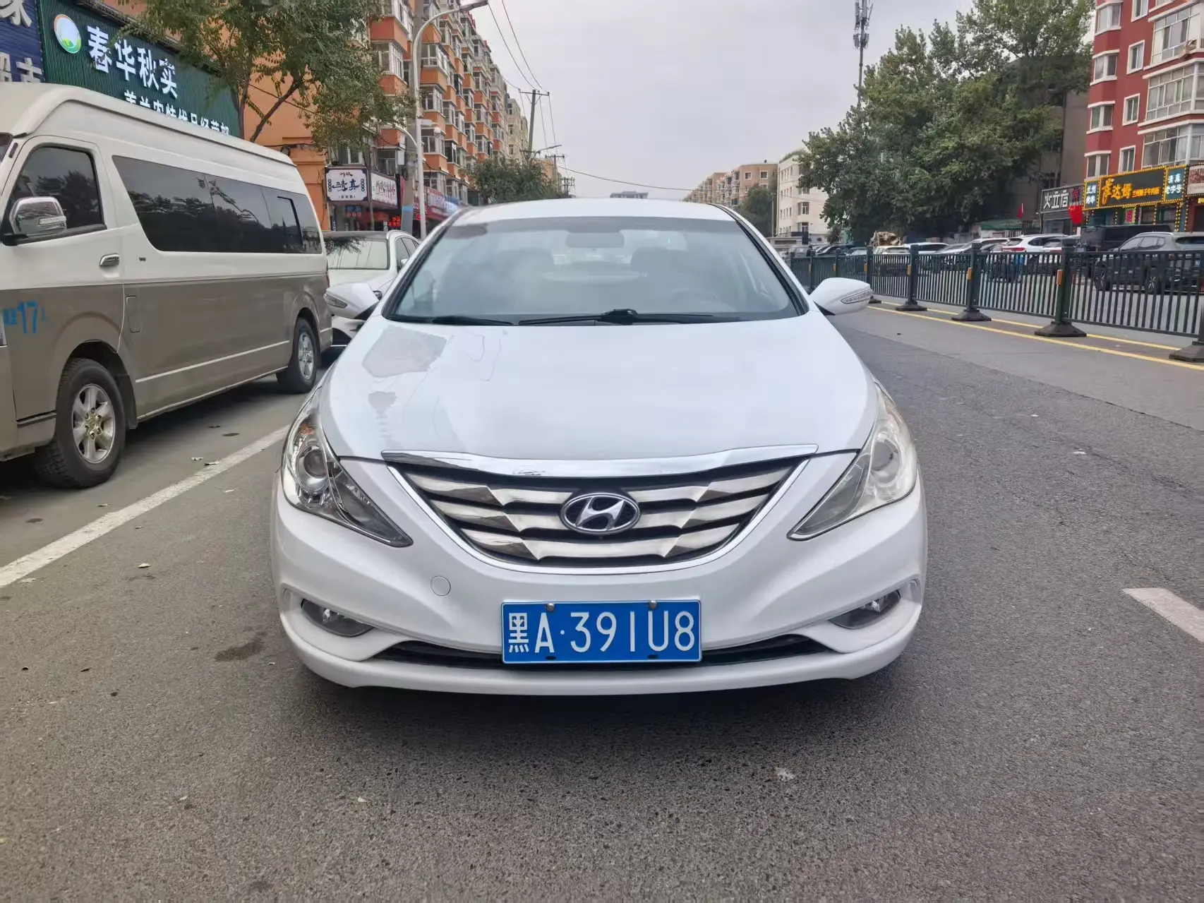 Hyundai Sonata eight