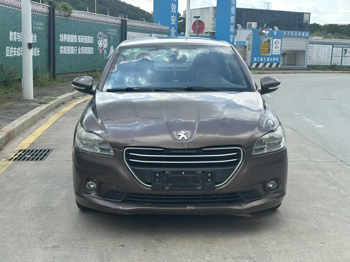 Peugeot 301