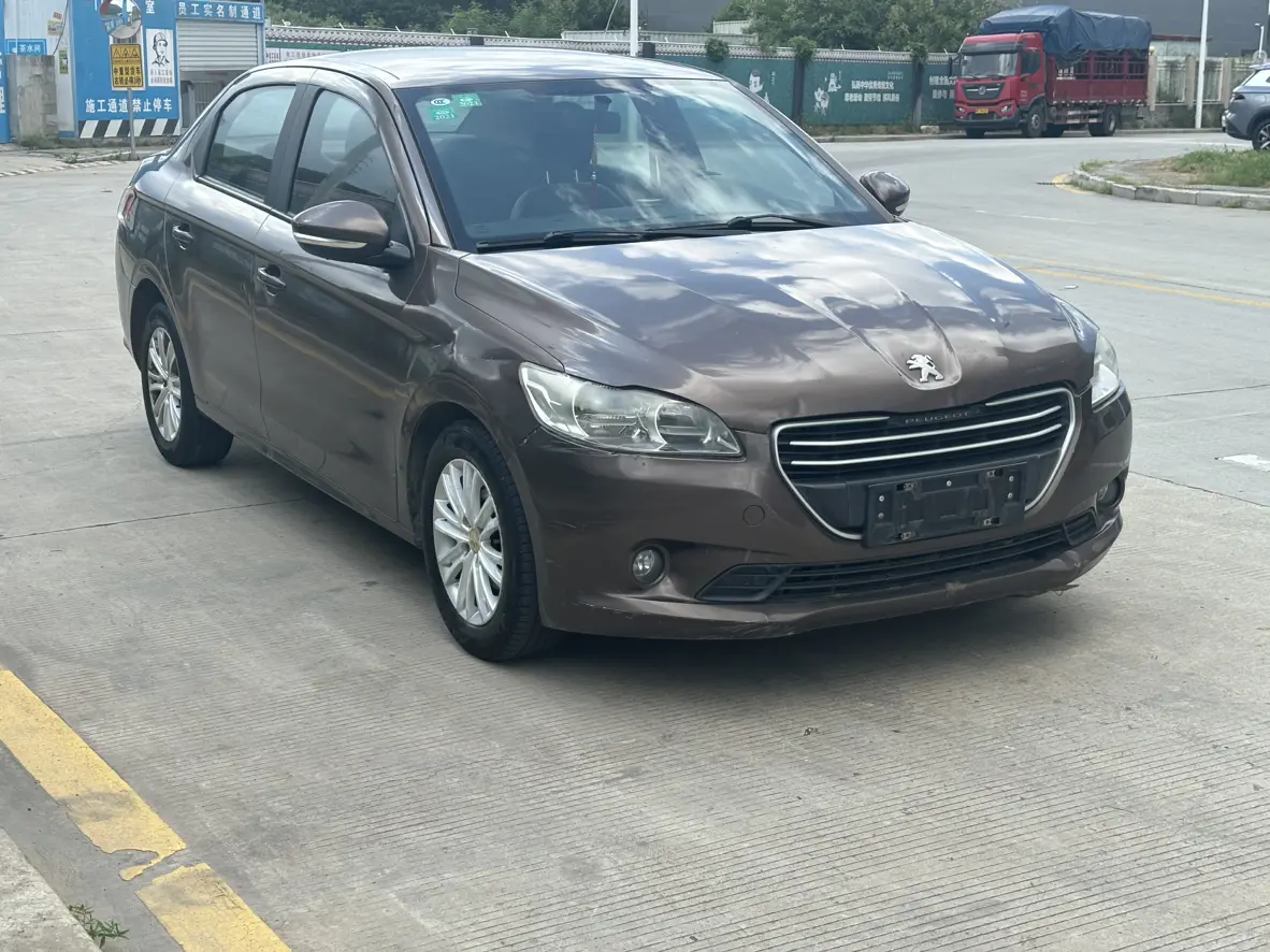 Peugeot 301