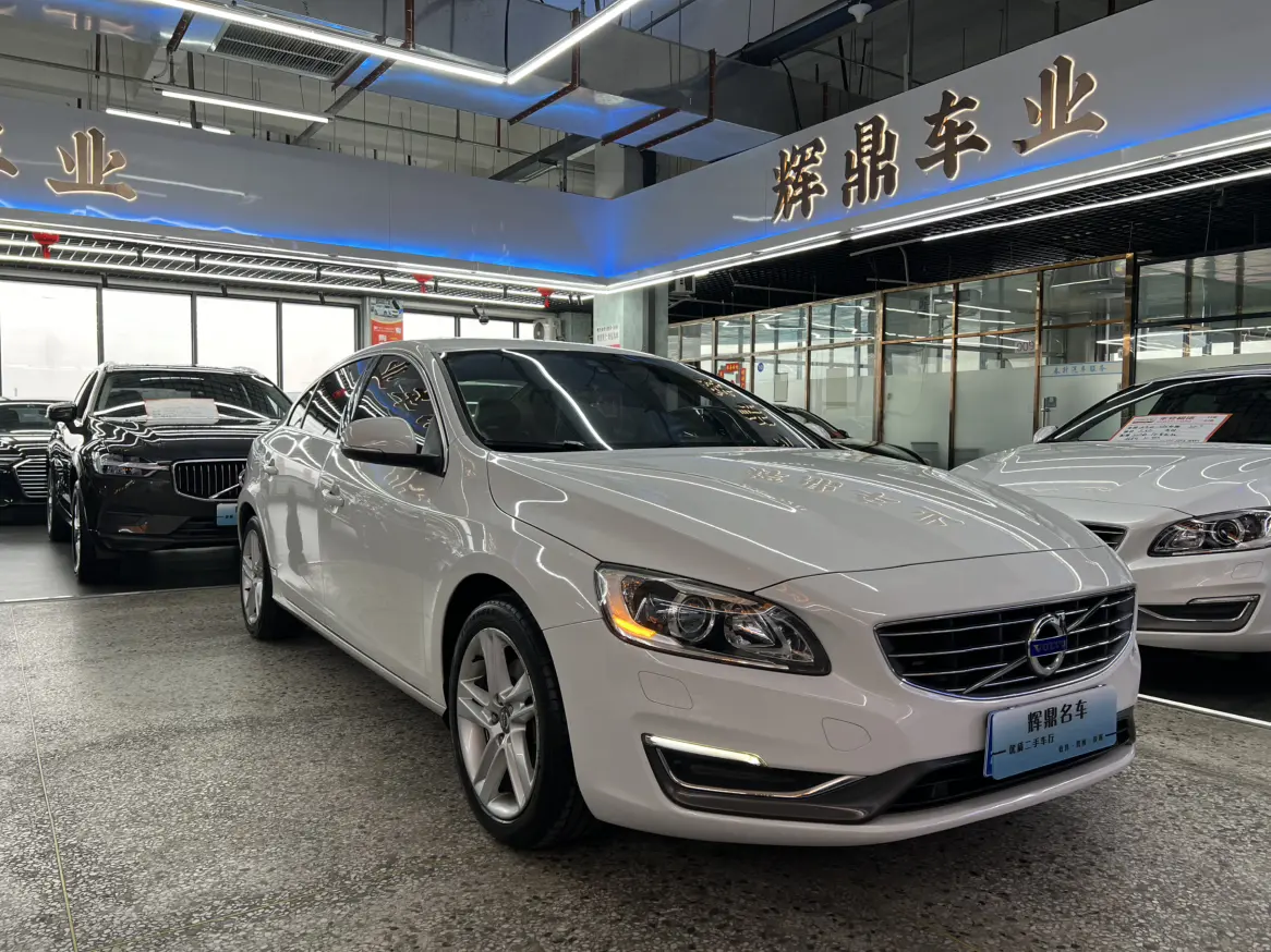 Volvo S60