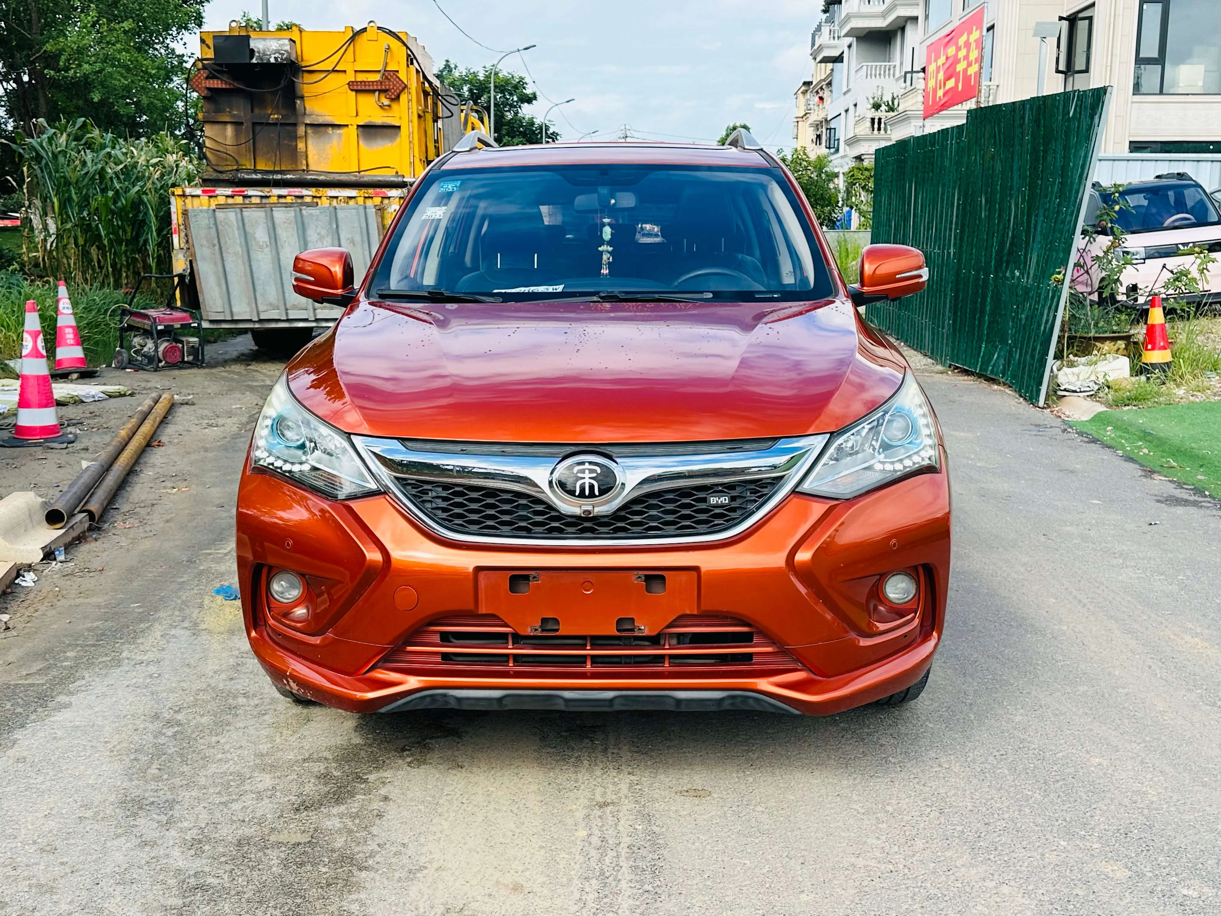 BYD Song  из Китая