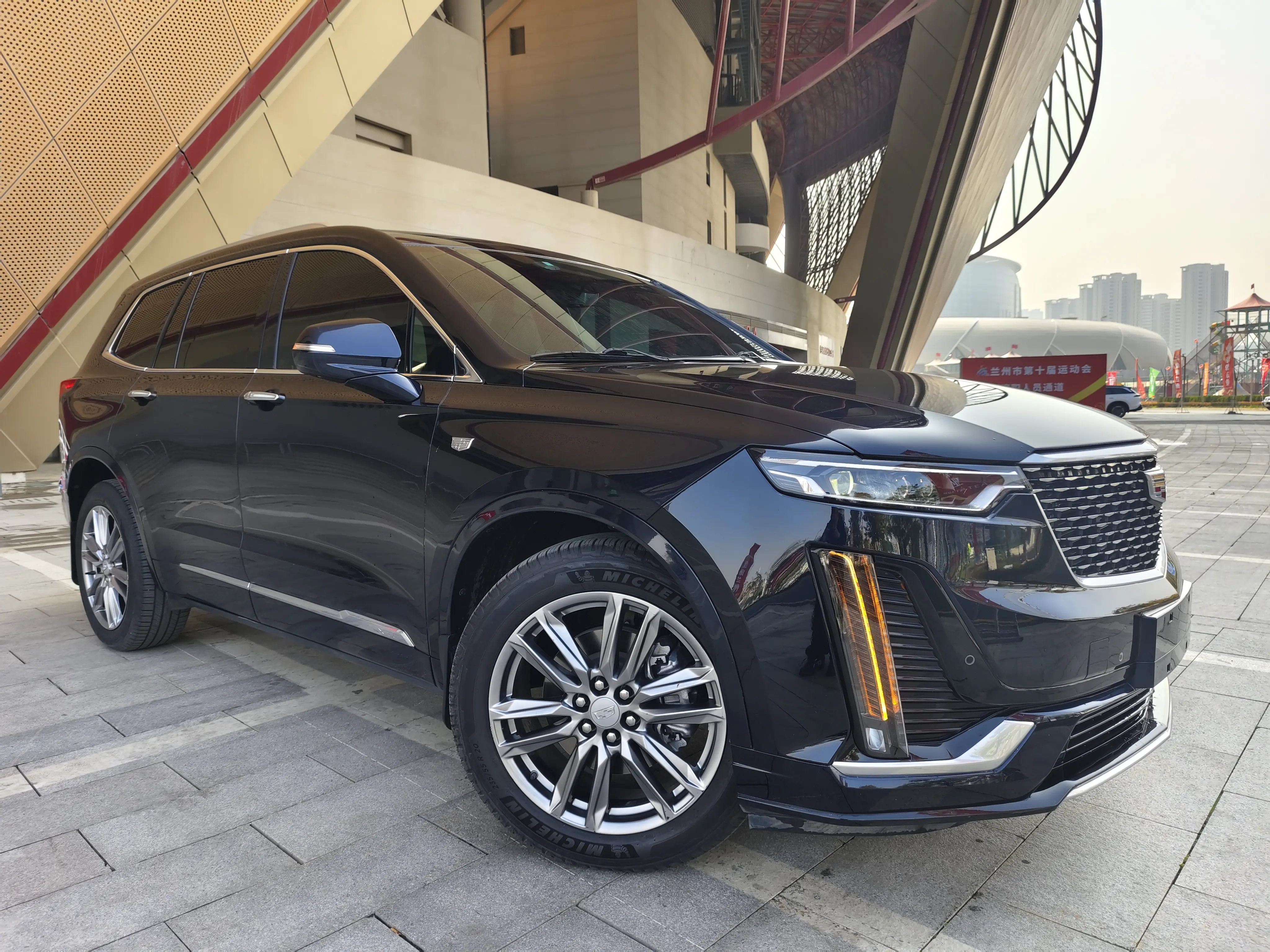 Cadillac XT6