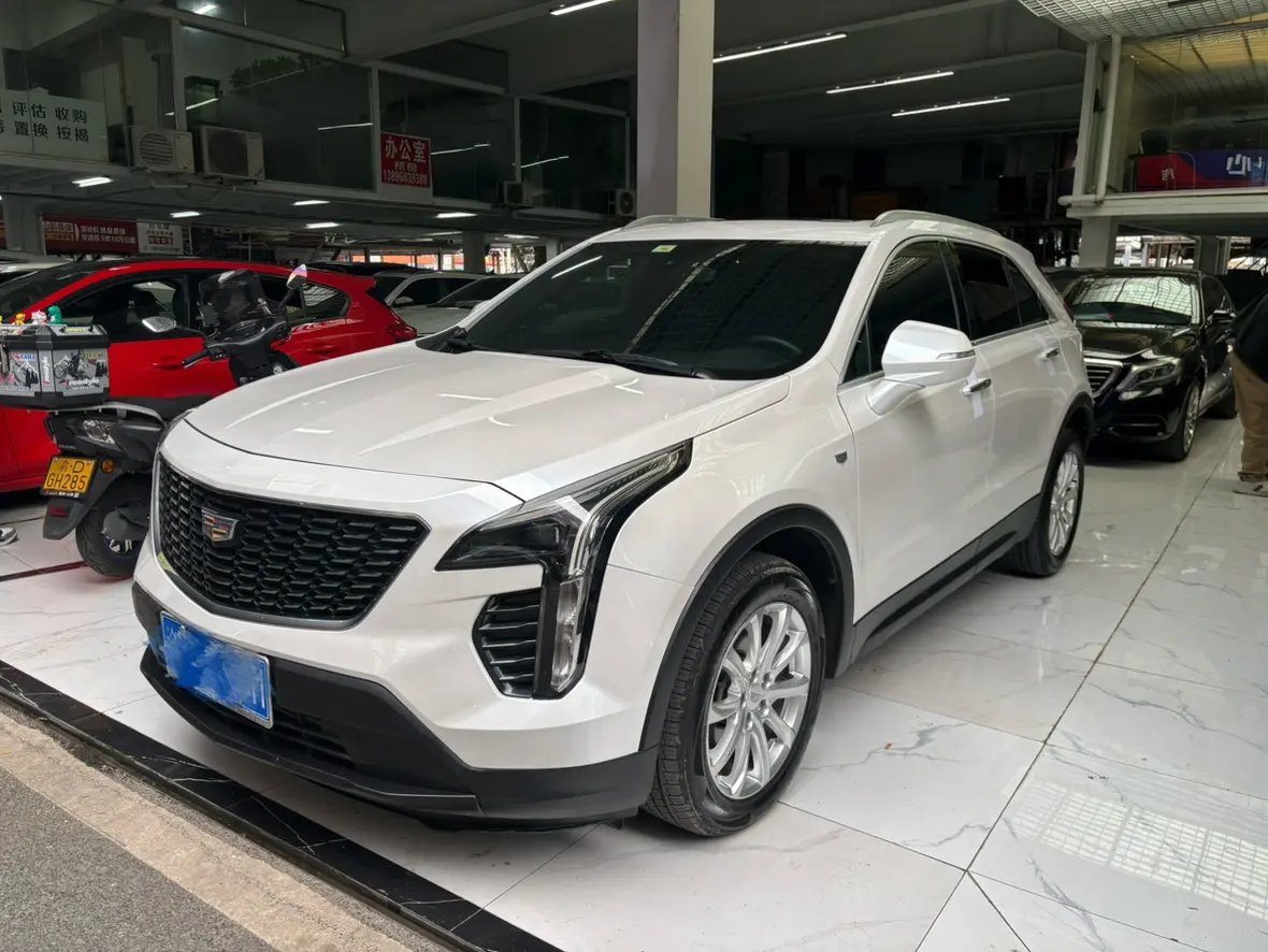 Cadillac XT4