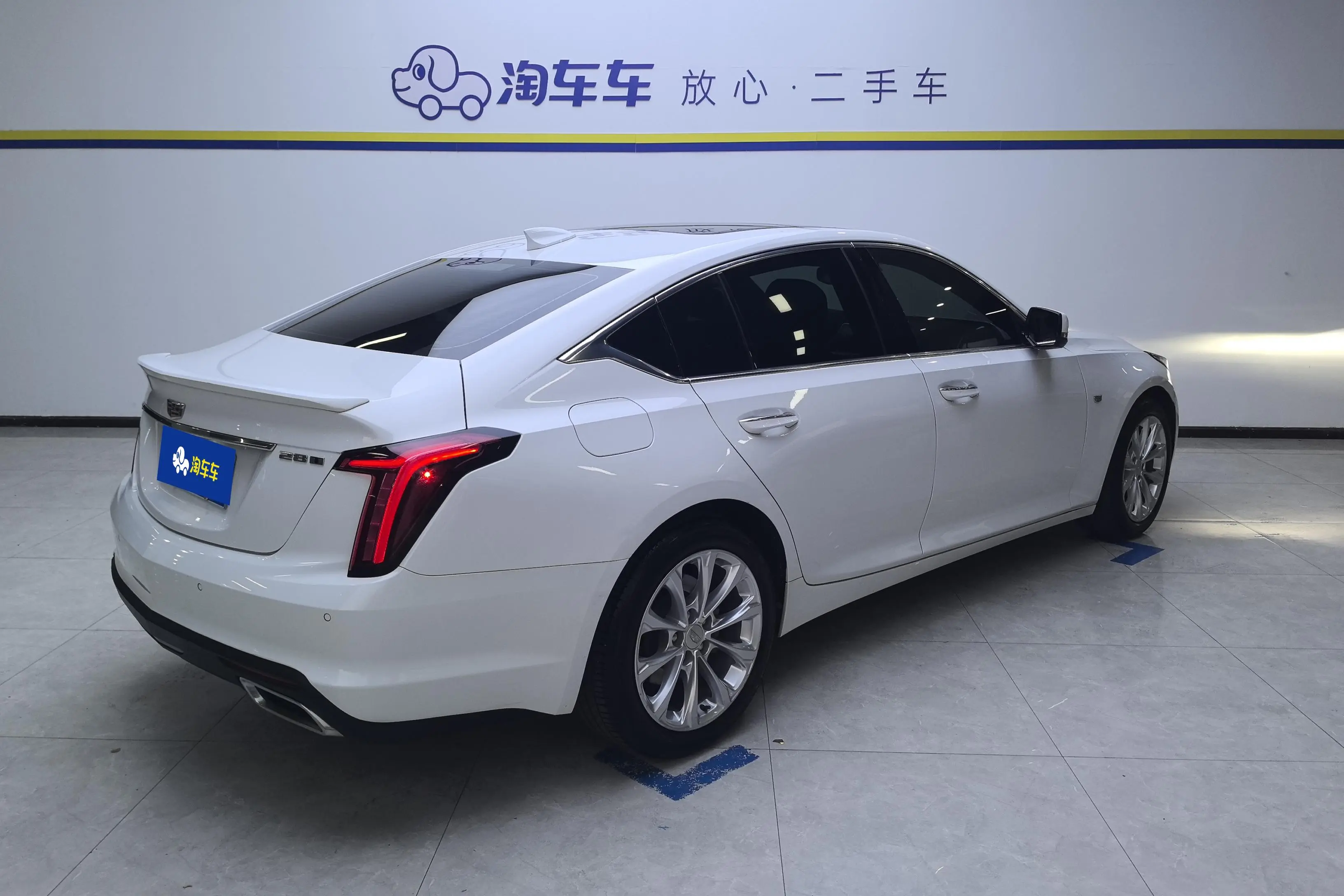 Cadillac CT5