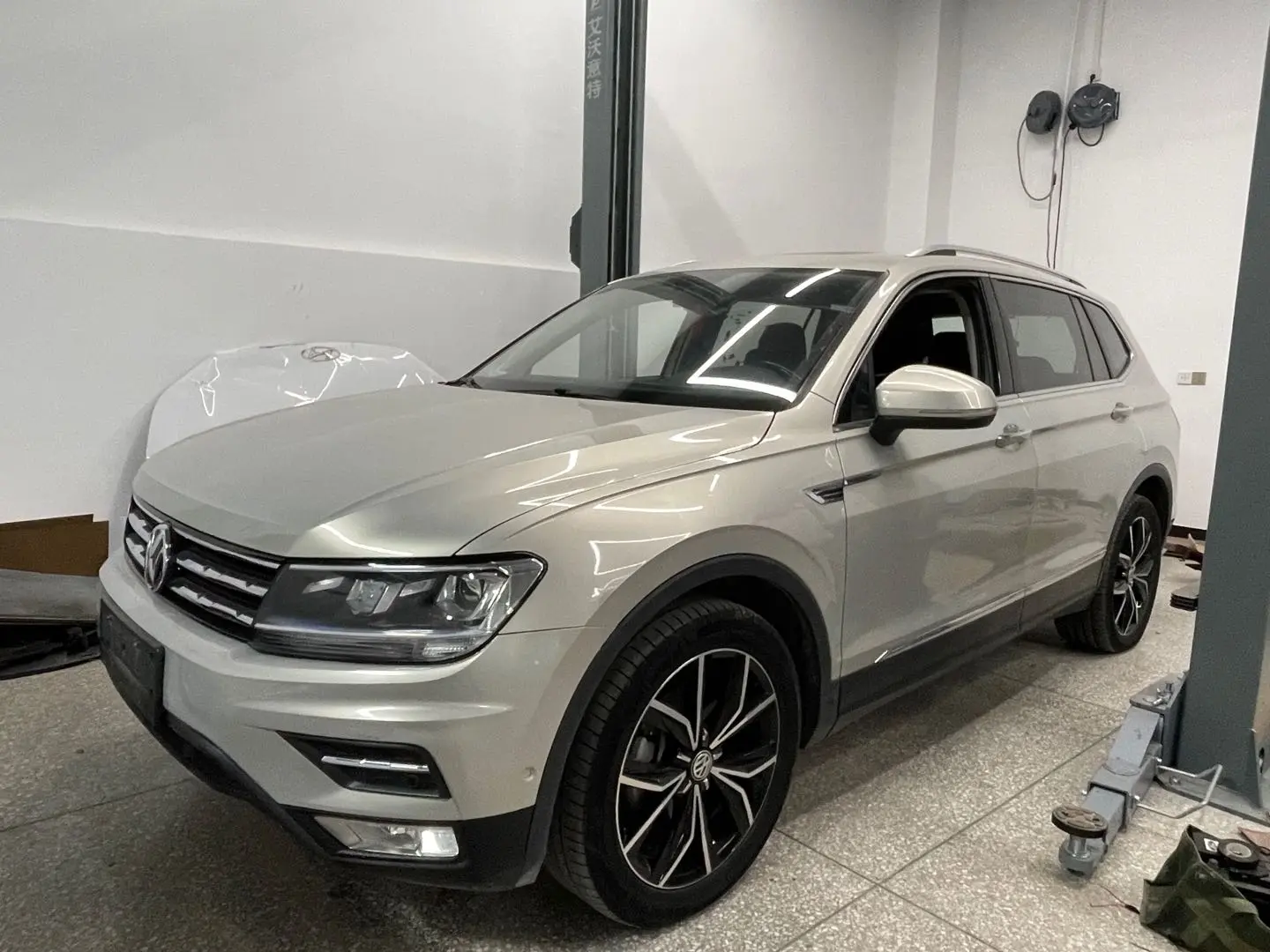 Volkswagen Tiguan L  из Китая