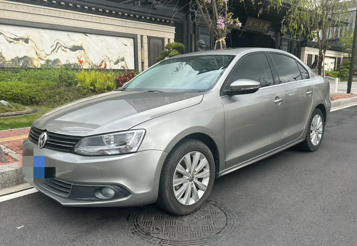 Volkswagen Sagitar  из Китая