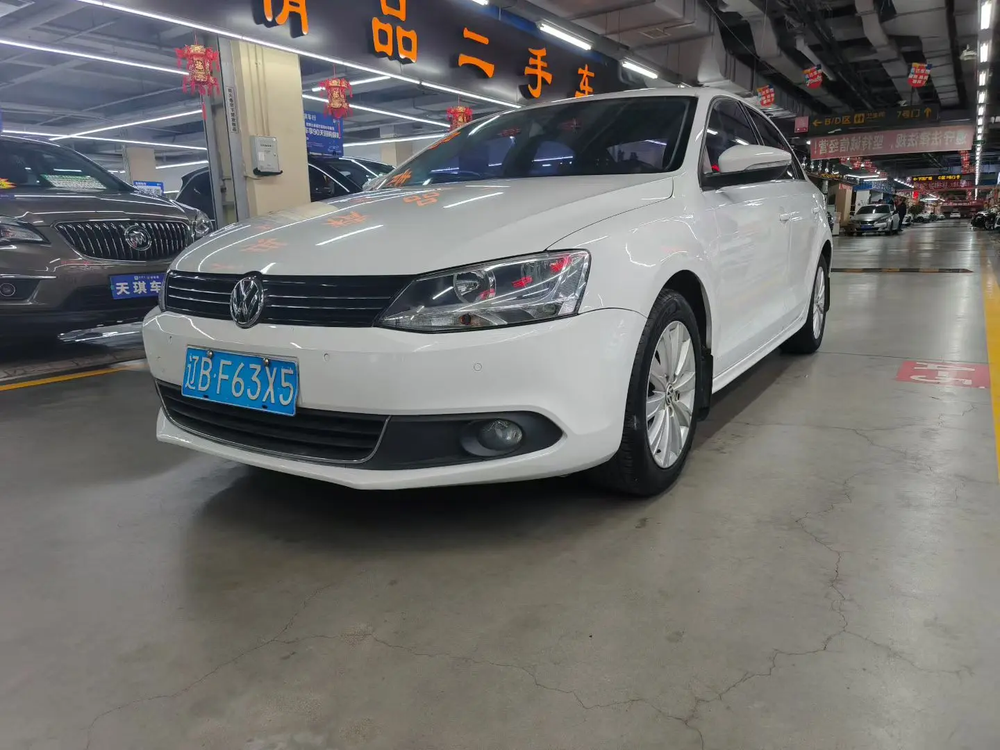 Volkswagen Sagitar  из Китая