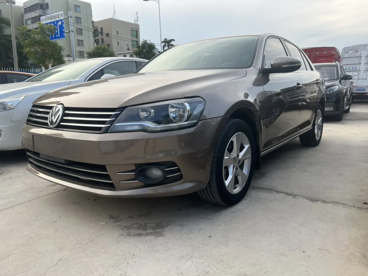 Volkswagen Bora  из Китая