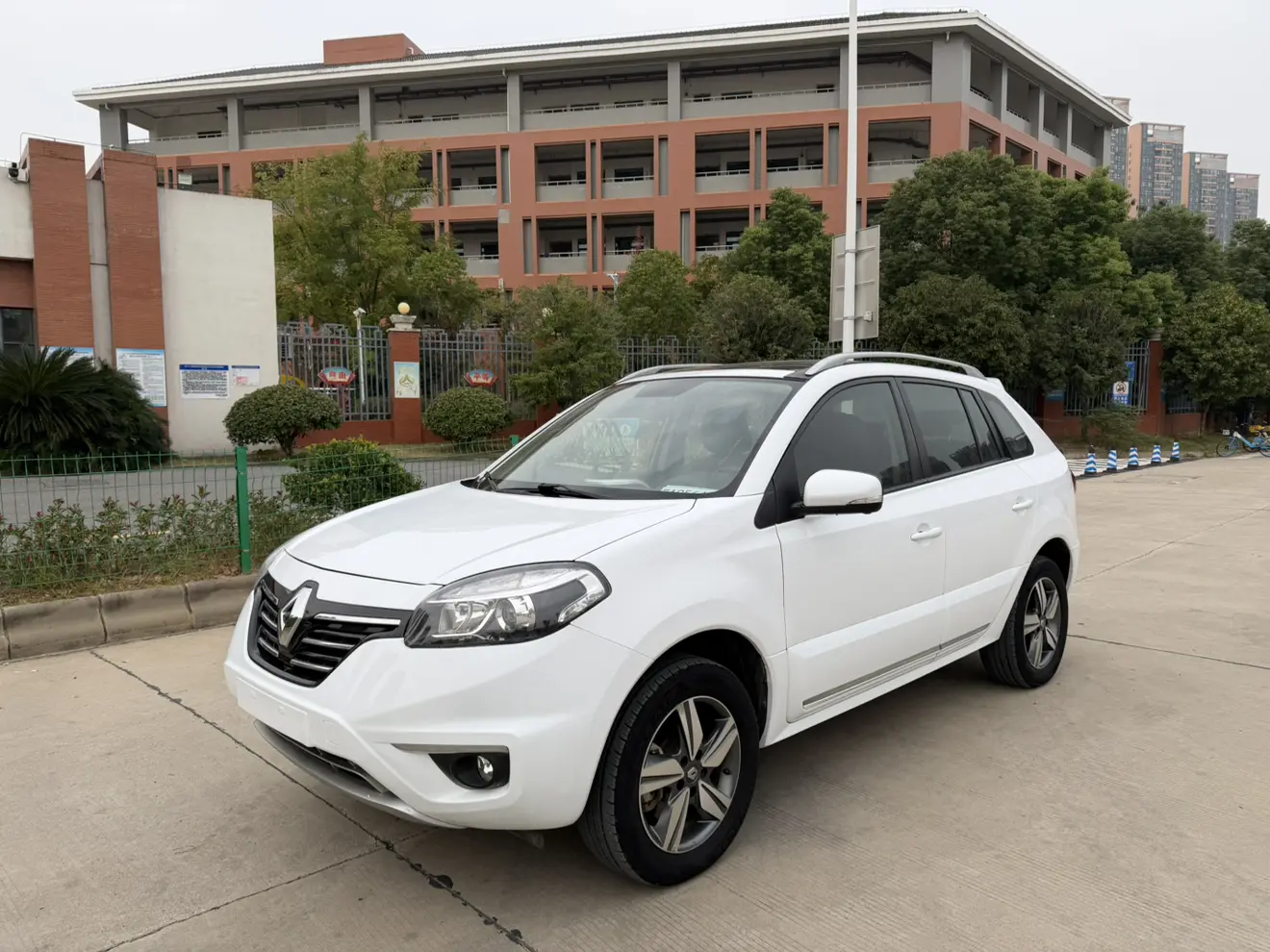 Renault Koleos (imported)  из Китая